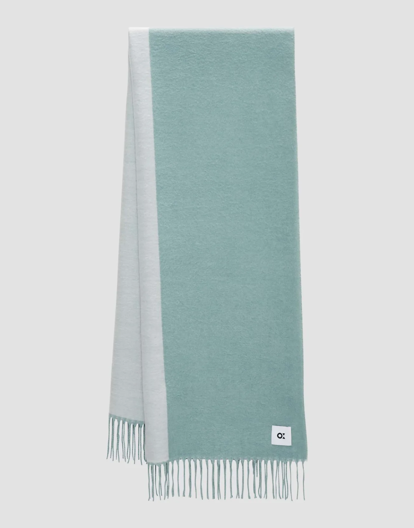 oversize_schal_atopa_scarf_blau_online_bestellen_4.webp OPUS Oversize Schal Atopa Scarf Blau Online Bestellen^Damen Accessoires