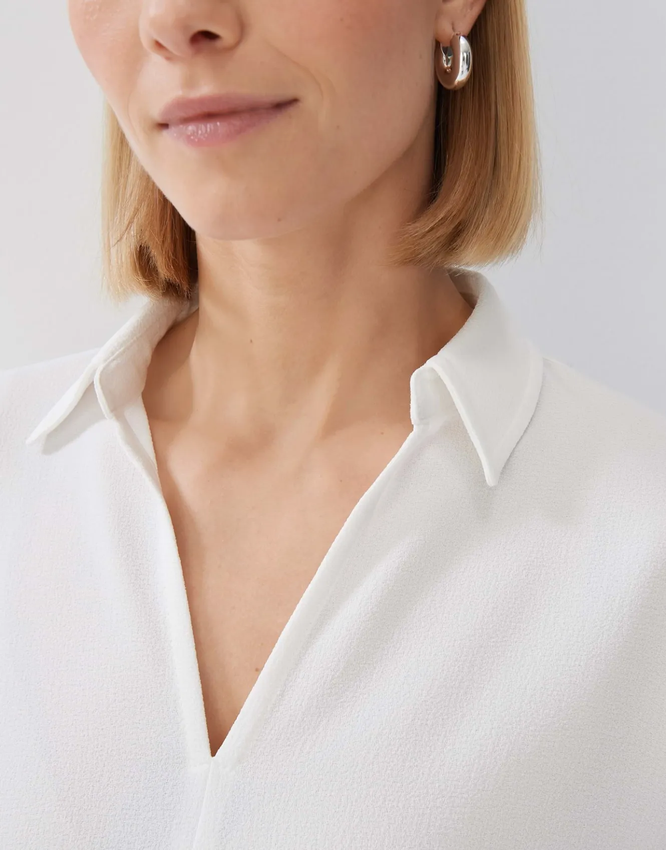 poloshirt_kiby_wei_online_bestellen_4.webp OPUS Poloshirt Kiby Weiß Online Bestellen^Damen Shirts