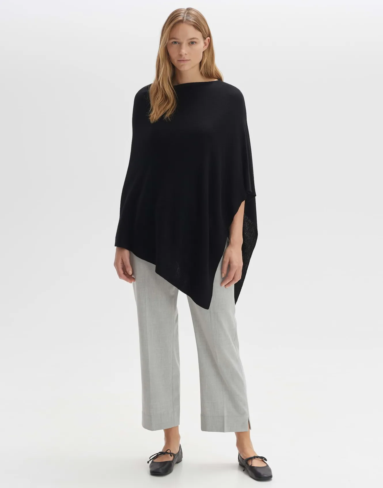 poncho_askili_cape_schwarz_online_bestellen_0.webp OPUS Poncho Askili Cape Schwarz Online Bestellen^Damen Strick | Accessoires