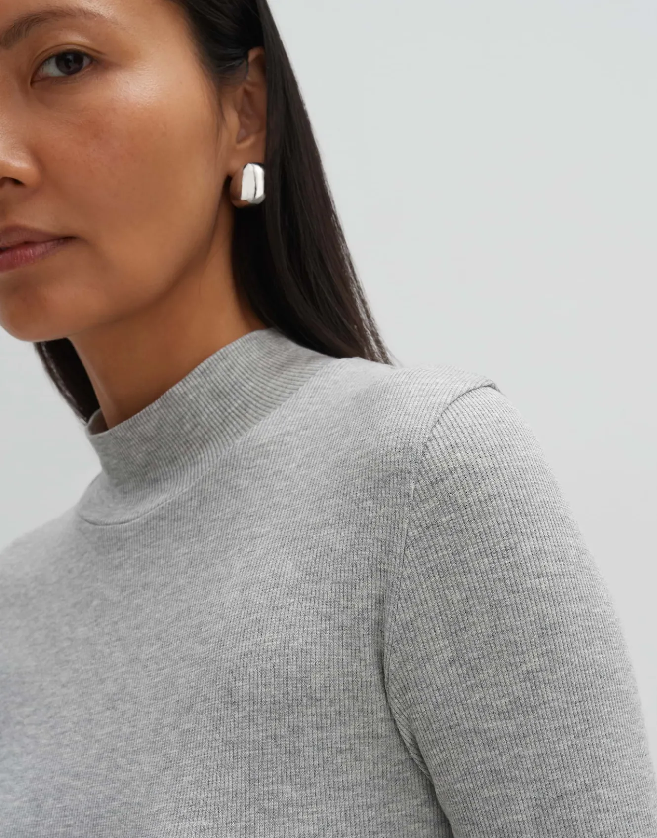rippshirt_kinara_grau_online_bestellen_4.webp OPUS Rippshirt Kinara Grau Online Bestellen^Damen Basics | Shirts