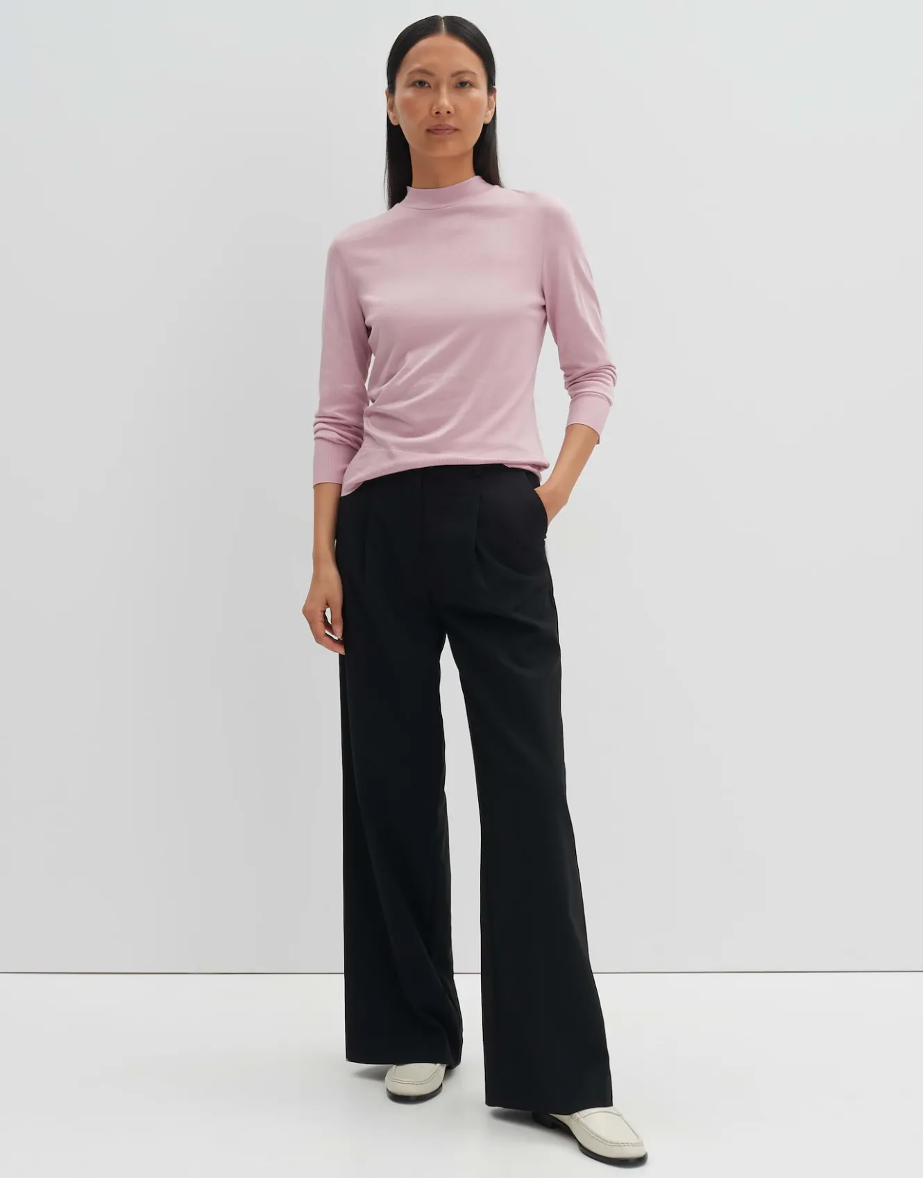 rollkragenshirt_karlette_detail_ros_online_bestellen_5.webp OPUS Rollkragenshirt Karlette Detail Rosé Online Bestellen^Damen Basics | Shirts
