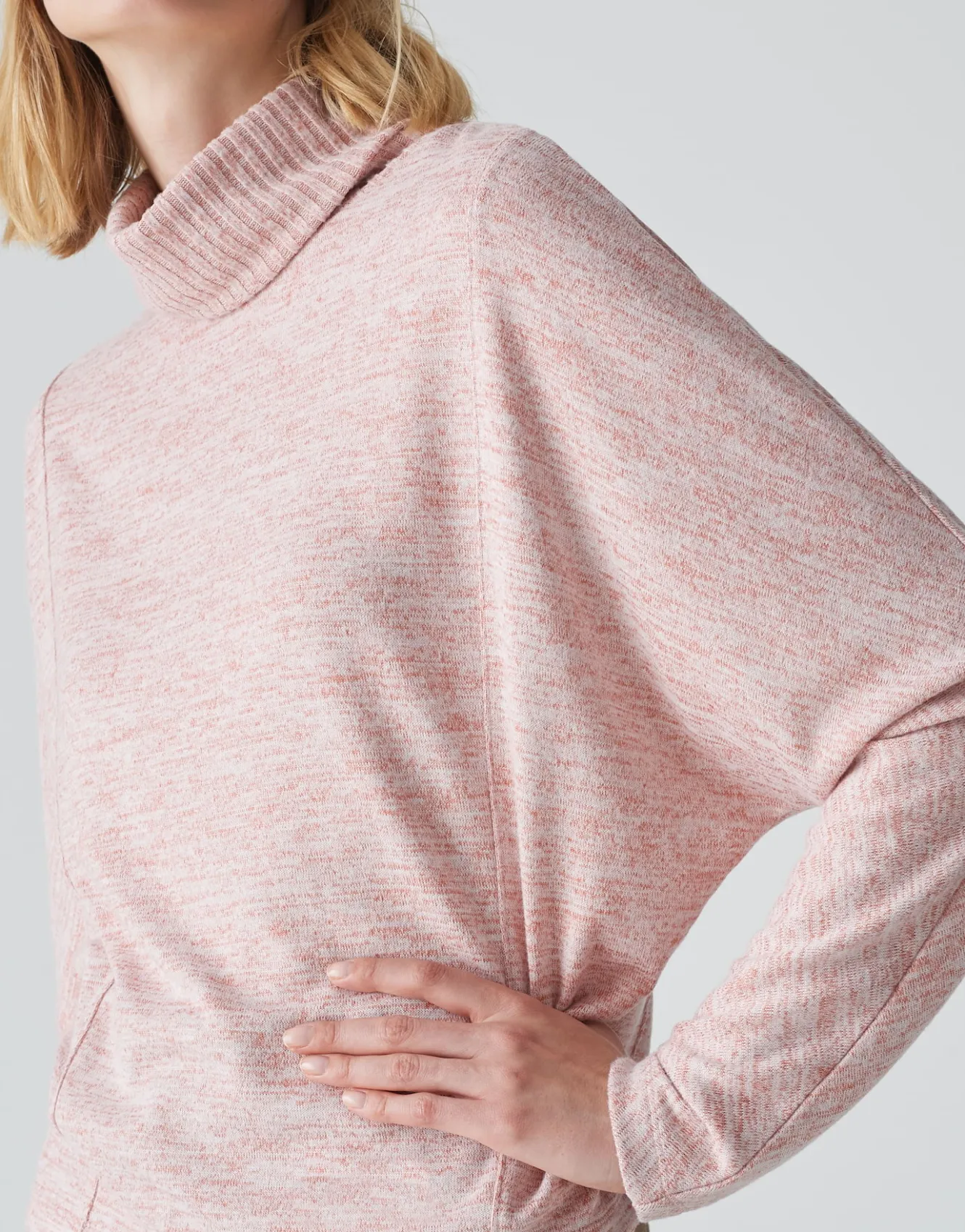 rollkragenshirt_selofe_ros_online_bestellen_3.webp OPUS Rollkragenshirt Selofe Rosé Online Bestellen^Damen Shirts