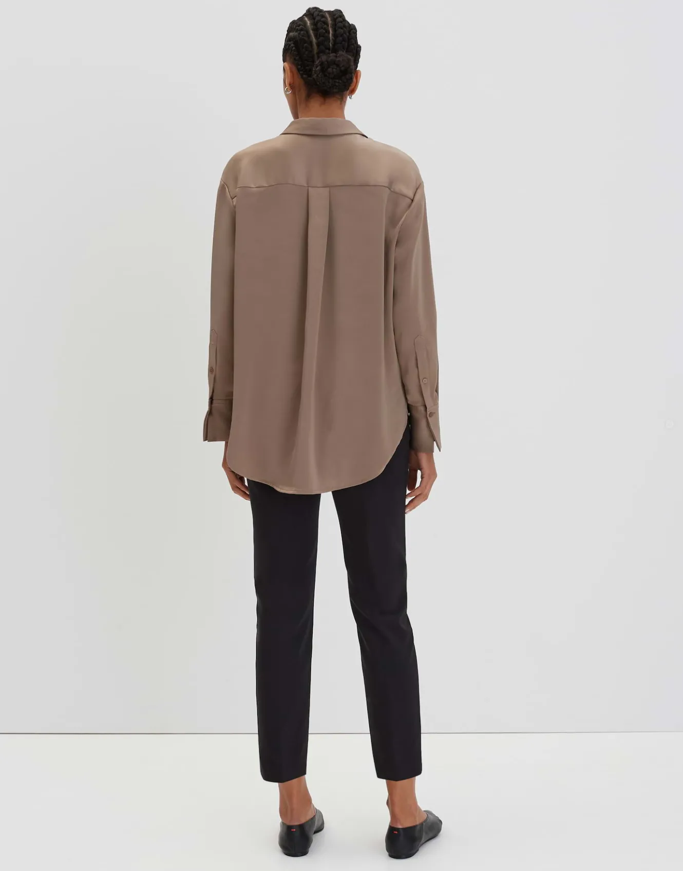satinbluse_zanza_beige_online_bestellen_2.webp OPUS Satinbluse Zanza Beige Online Bestellen^Damen Blusen