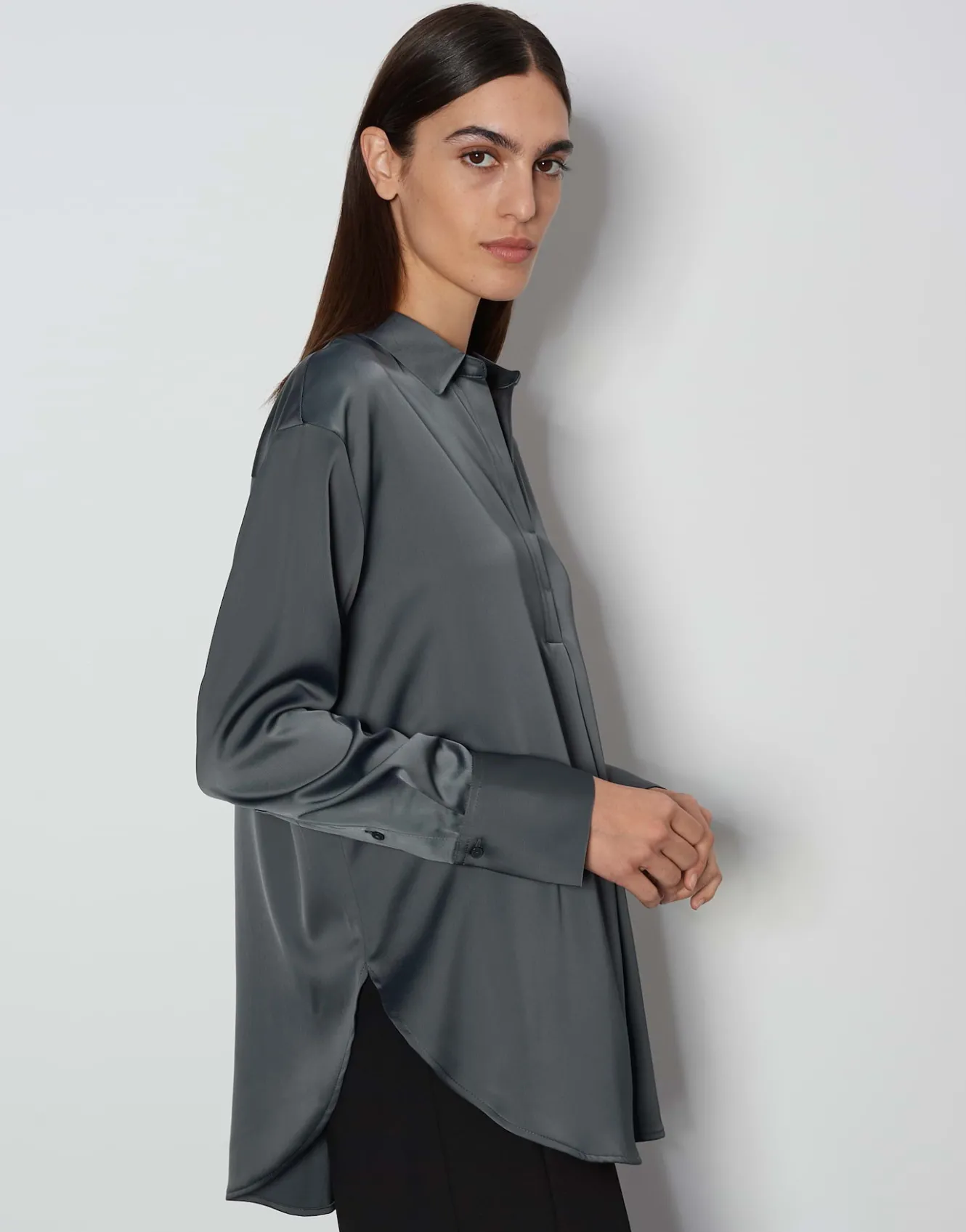 satinbluse_zanza_grau_online_bestellen_3.webp OPUS Satinbluse Zanza Grau Online Bestellen^Damen Blusen