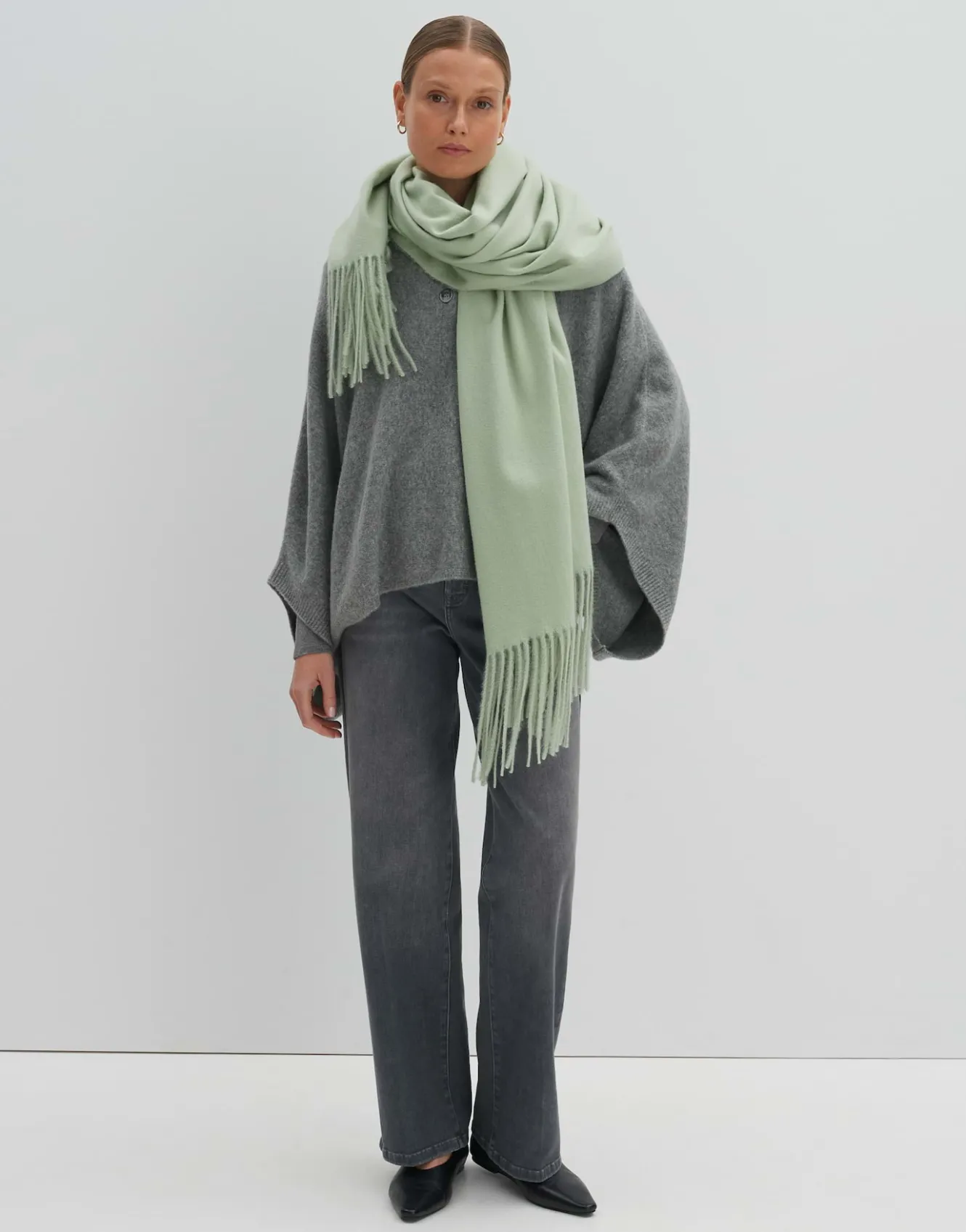 schal_barula_long_grn_online_bestellen_0.webp OPUS Schal Barula Long Grün Online Bestellen^Damen Accessoires