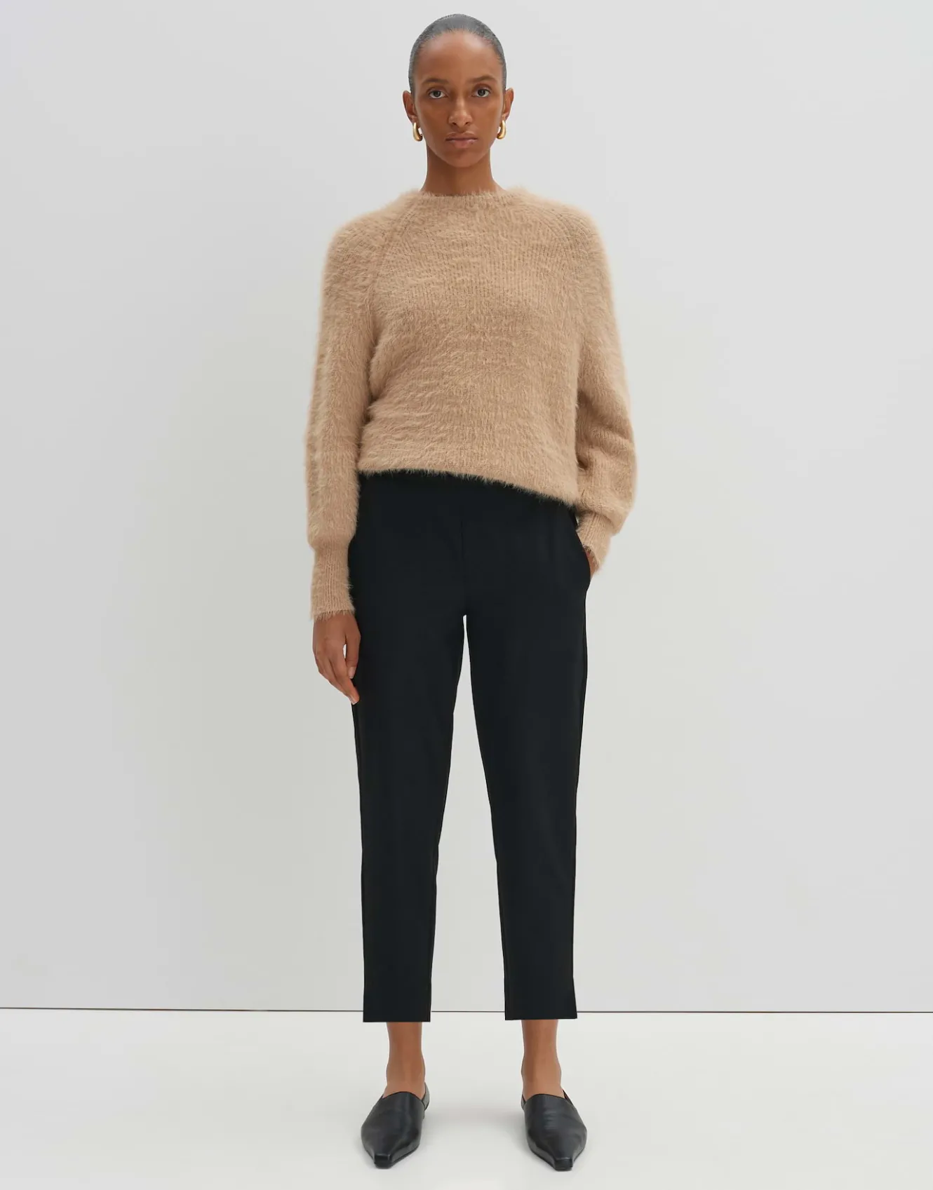 schlupfhose_charlie_utility_schwarz_online_bestellen_6.webp OPUS Schlupfhose Charlie Utility Schwarz Online Bestellen^Damen Hosen