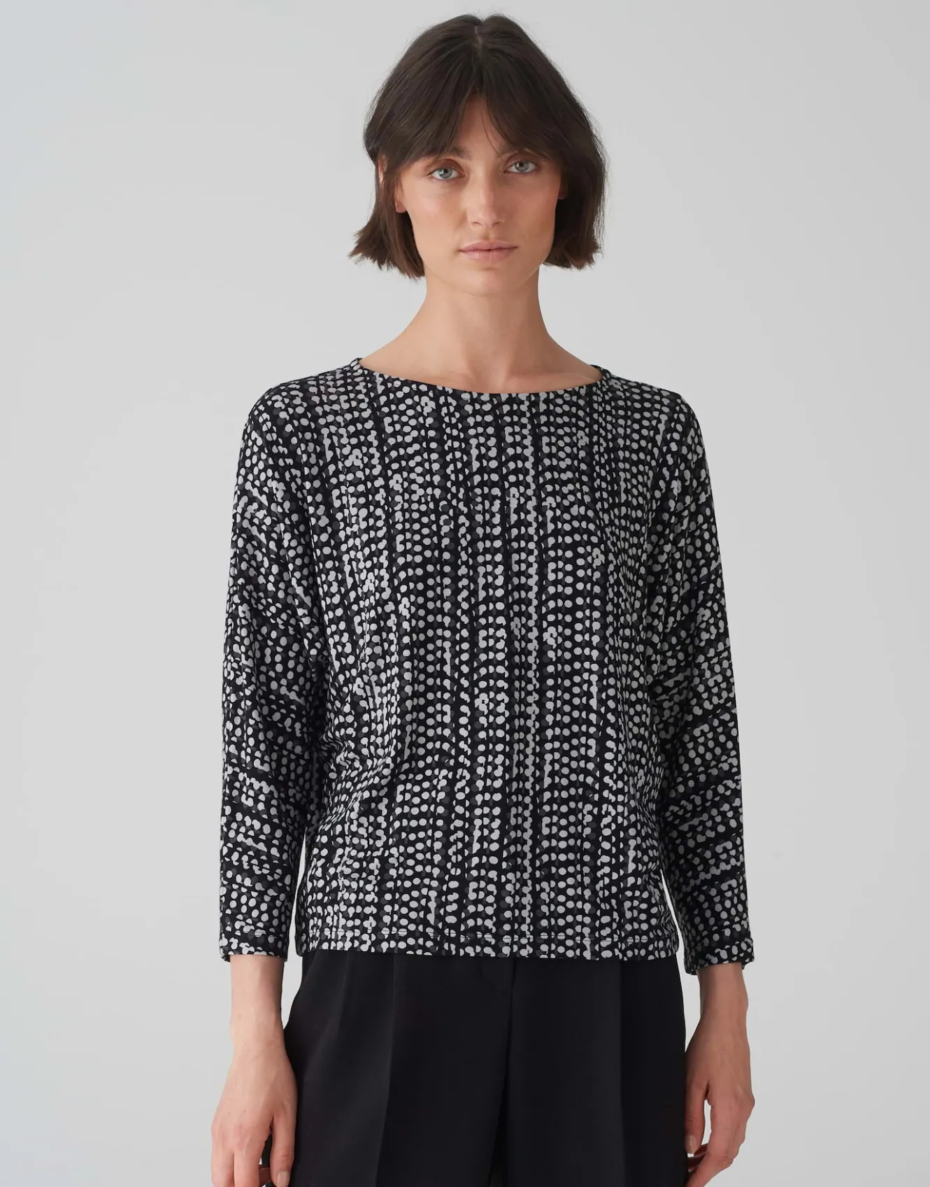 shirt_sebry_shine_schwarz_online_bestellen_1.webp OPUS Shirt Sebry Shine Schwarz Online Bestellen^Damen Shirts