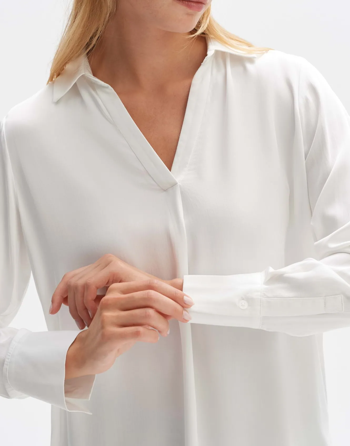 shirtbluse_fangi_wei_online_bestellen_4.webp OPUS Shirtbluse Fangi Weiß Online Bestellen^Damen Blusen