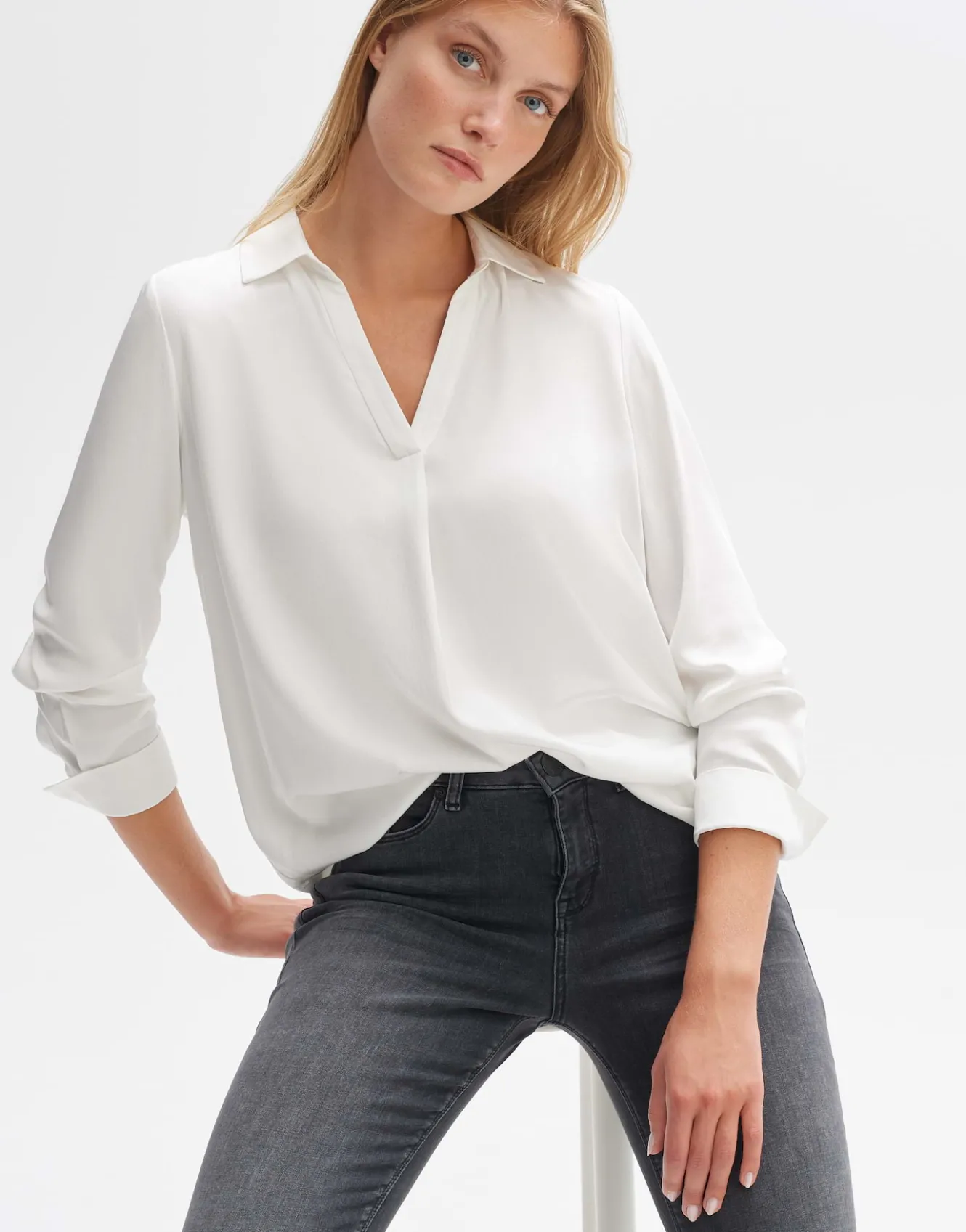 shirtbluse_fangi_wei_online_bestellen_7.webp OPUS Shirtbluse Fangi Weiß Online Bestellen^Damen Blusen