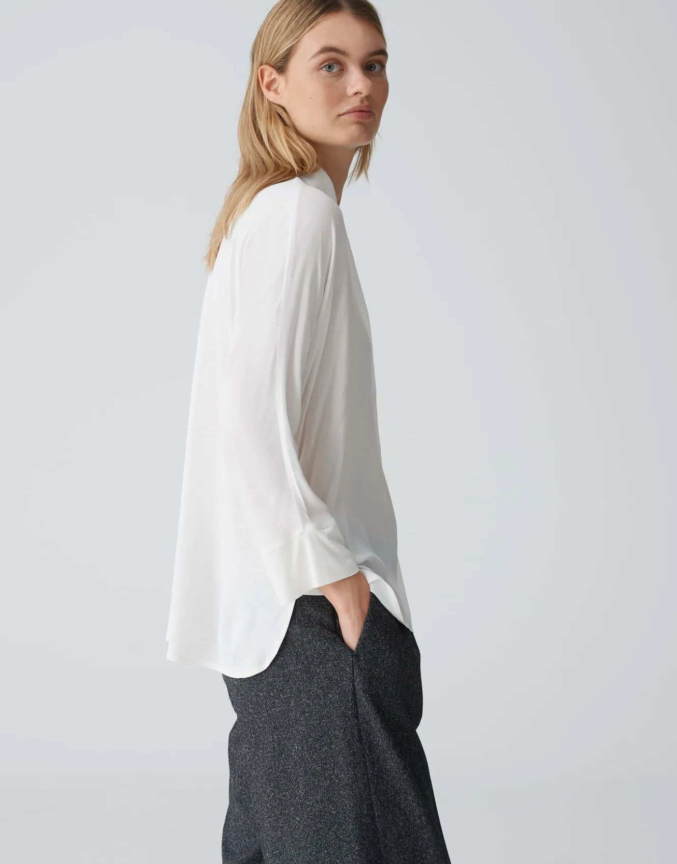 shirtbluse_flavena_wei_online_bestellen_3.webp OPUS Shirtbluse Flavena Weiß Online Bestellen^Damen Blusen