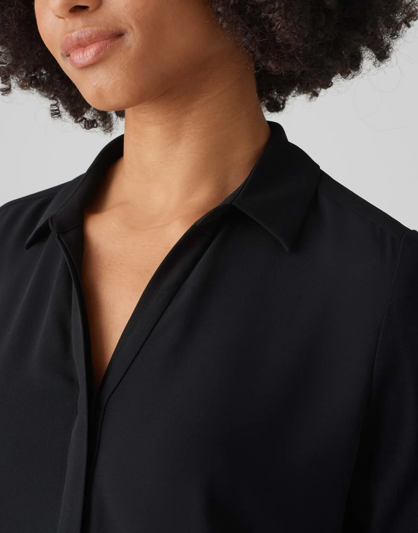 shirtbluse_frera_schwarz_online_bestellen_4.webp OPUS Shirtbluse Frera Schwarz Online Bestellen^Damen Blusen
