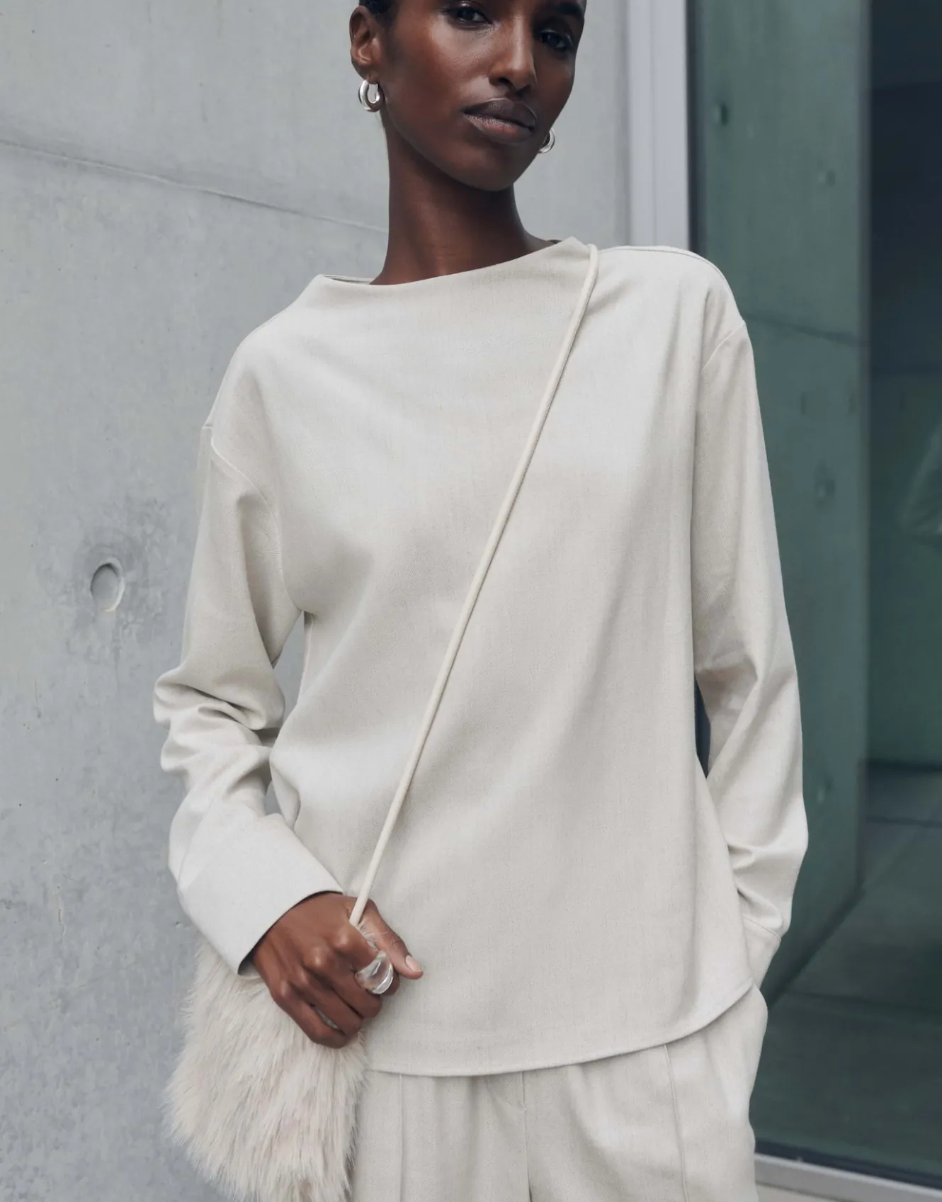 shirtbluse_zalene_beige_online_bestellen_8.webp OPUS Shirtbluse Zalene Beige Online Bestellen^Damen Blusen