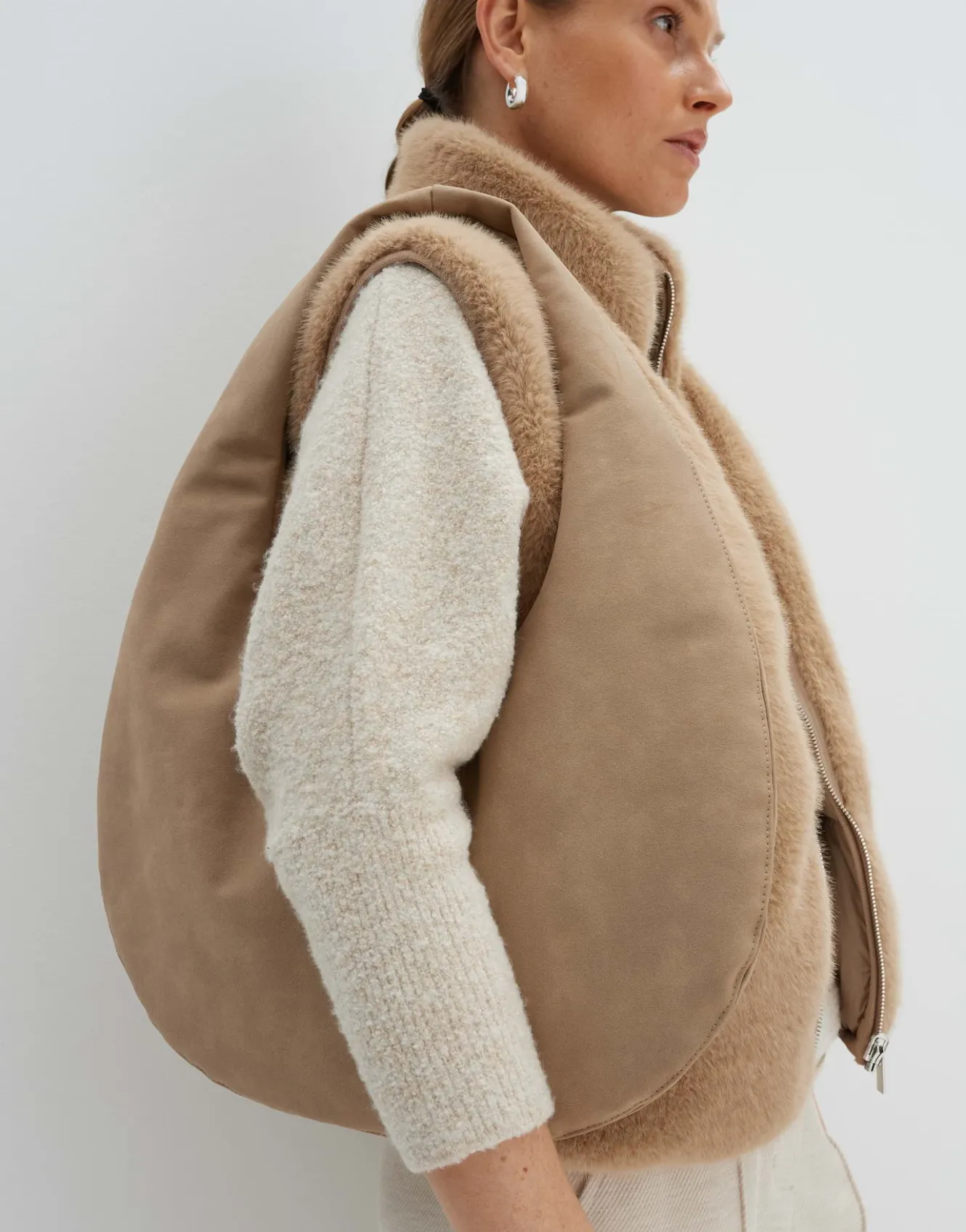 shopper_bujina_bag_beige_online_bestellen_1.webp OPUS Shopper Bujina Bag Beige Online Bestellen^Damen Accessoires