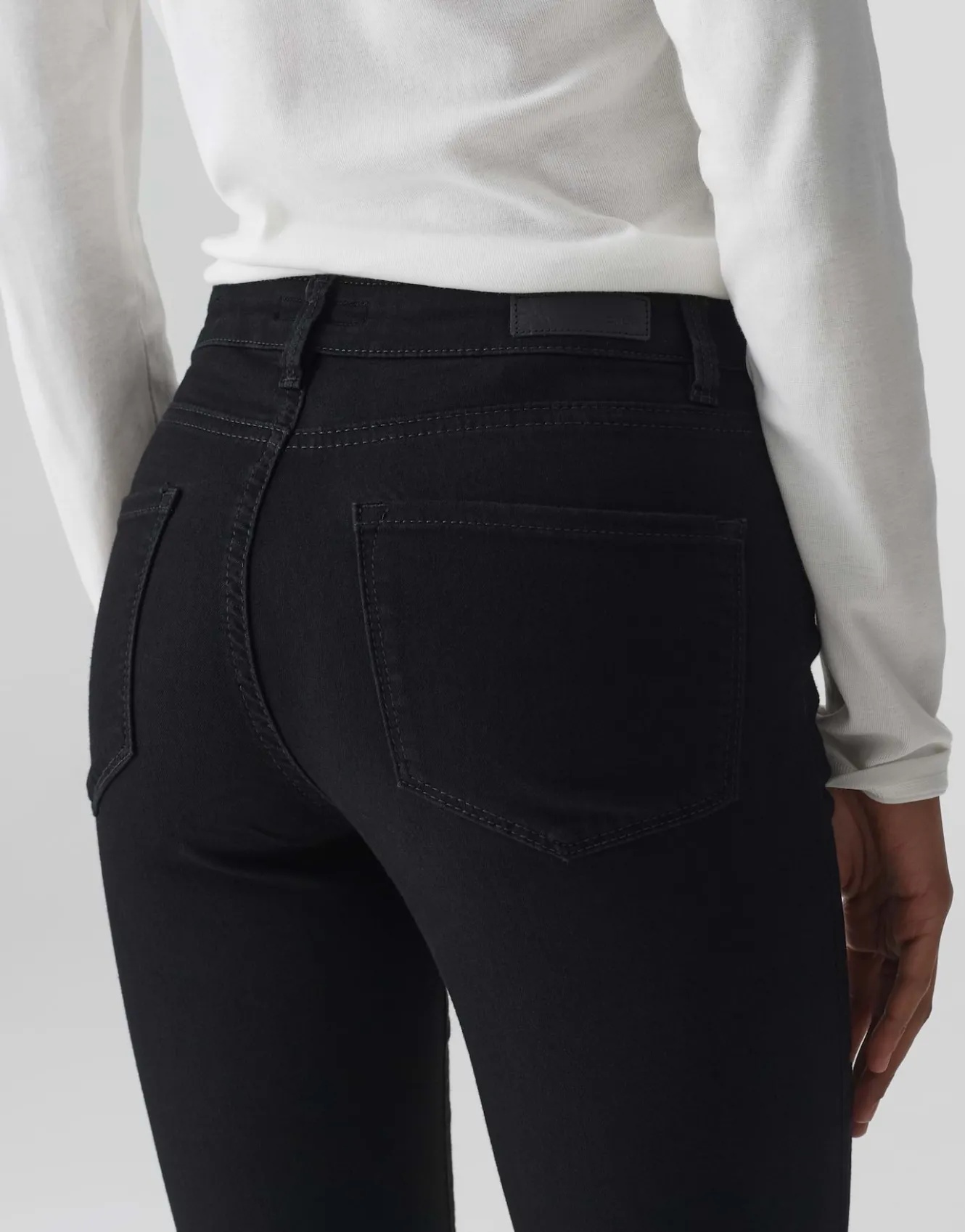 skinny_jeans_elma_black_schwarz_online_bestellen_4.webp OPUS Skinny Jeans Elma Schwarz Online Bestellen^Damen Jeans