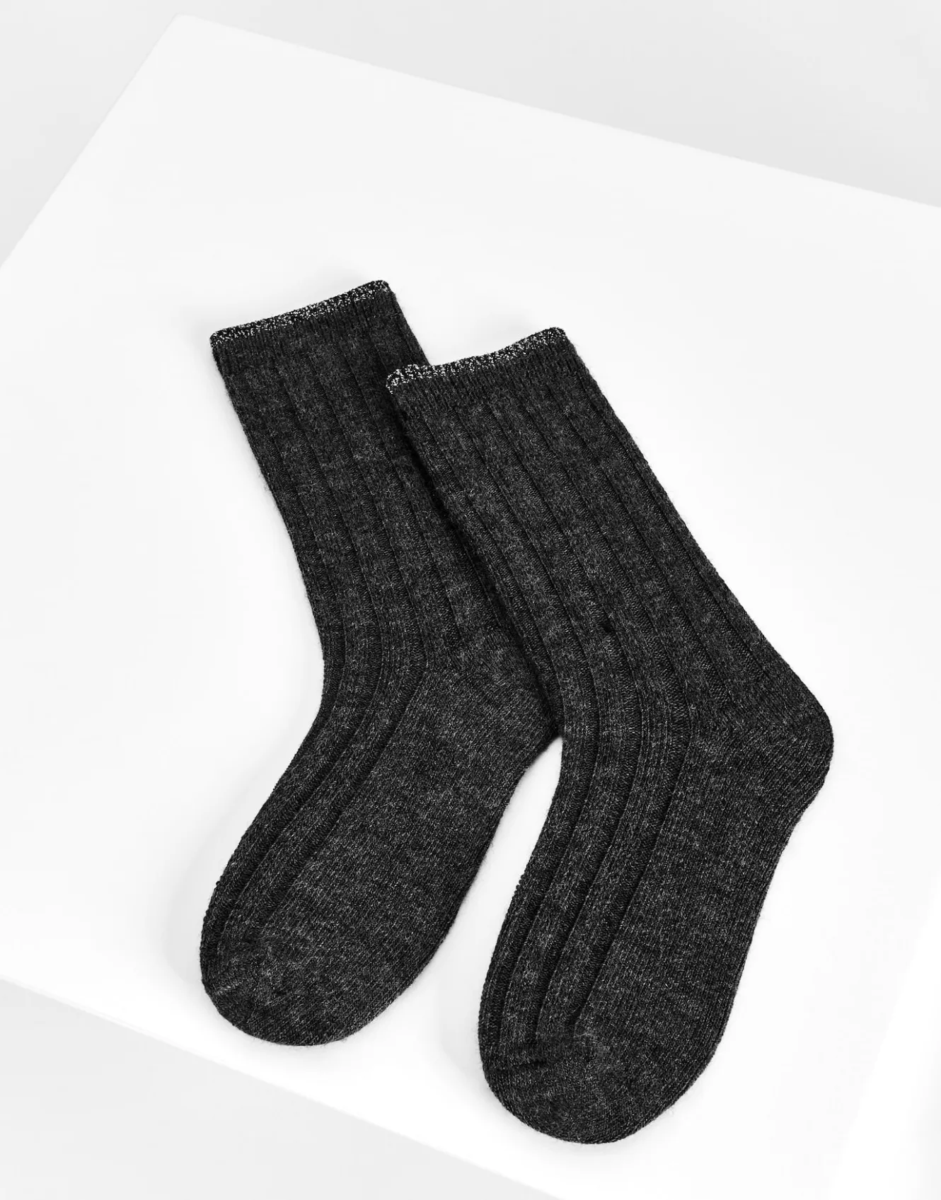 socke_yanna_cashmere_grau_online_bestellen_2.webp OPUS Socke Yanna Cashmere Grau Online Bestellen^Damen Accessoires