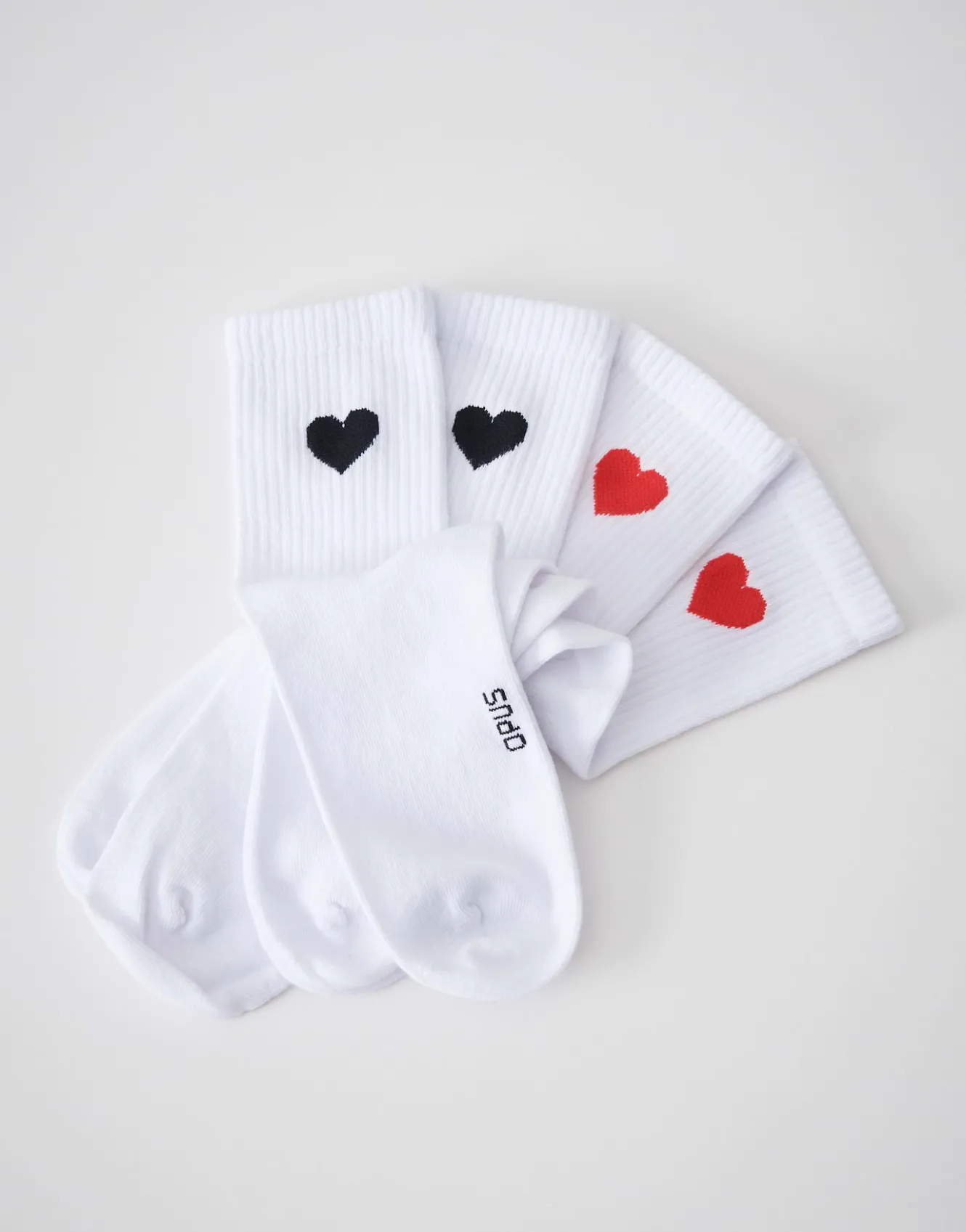 socke_yennis_heart_wei_online_bestellen_6.webp OPUS Socke Yennis Heart Weiß Online Bestellen^Damen Accessoires