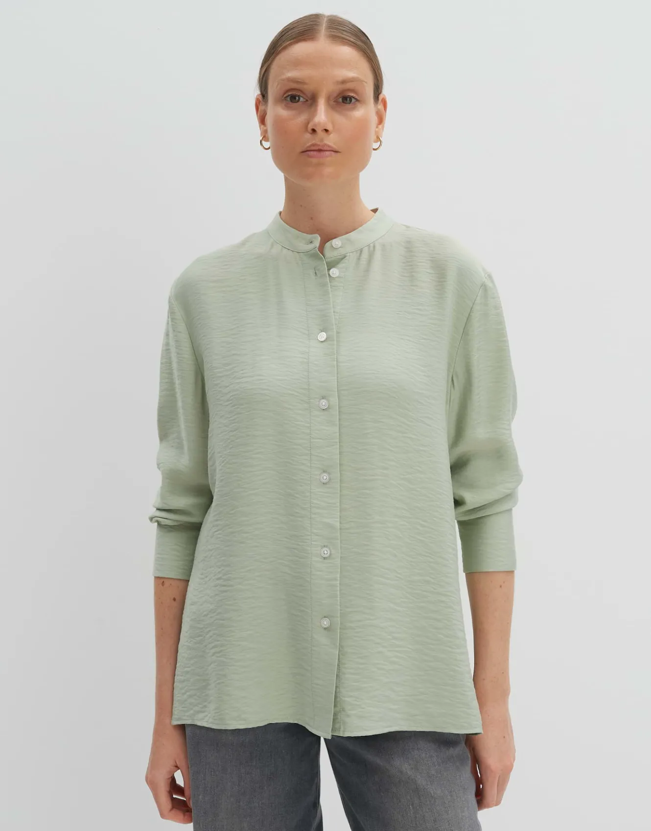 stehkragenbluse_ziano_grn_online_bestellen_1.webp OPUS Stehkragenbluse Ziano Grün Online Bestellen^Damen Blusen