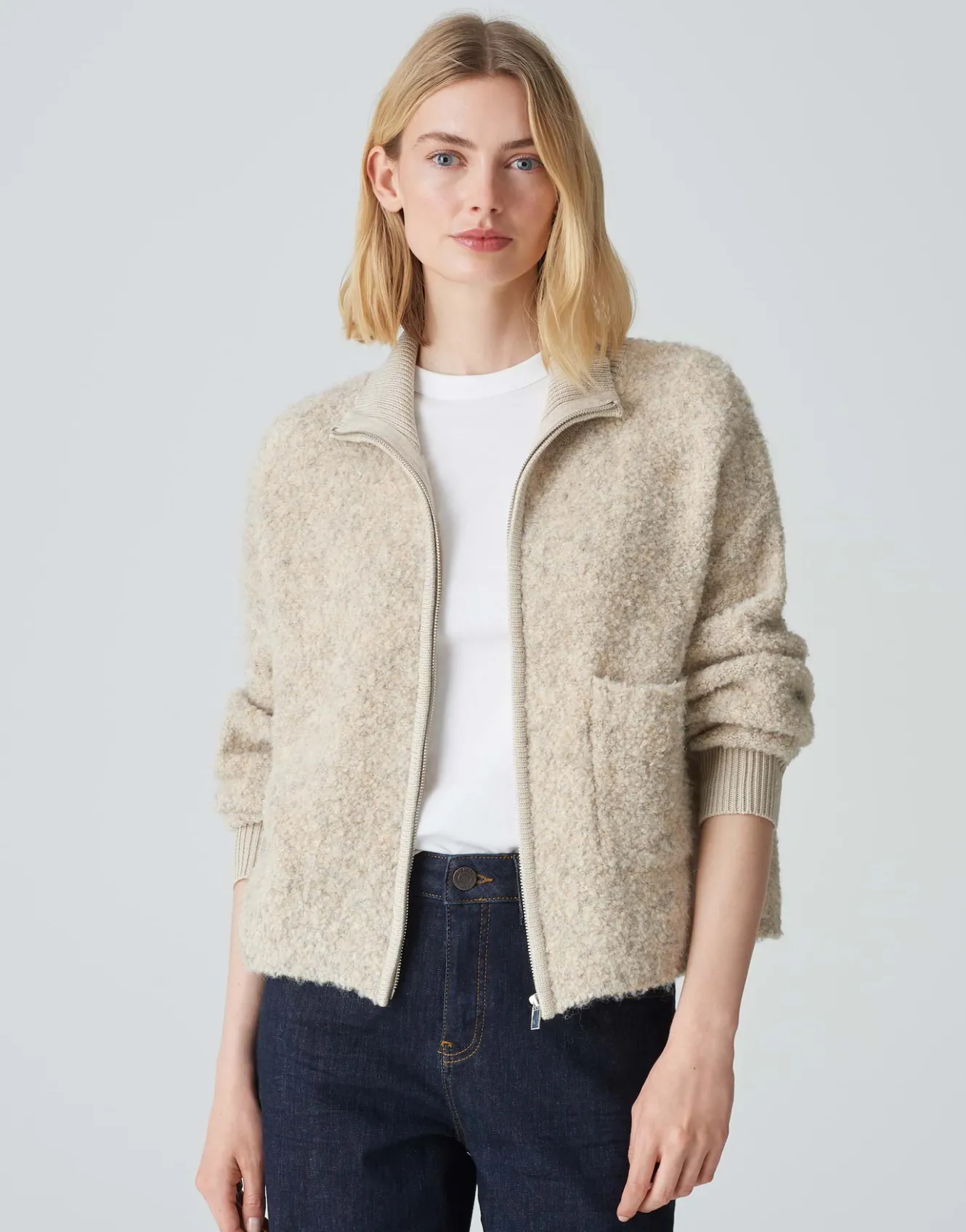 strickjacke_darila_beige_online_bestellen_1.webp OPUS Strickjacke Darila Beige Online Bestellen^Damen Strick