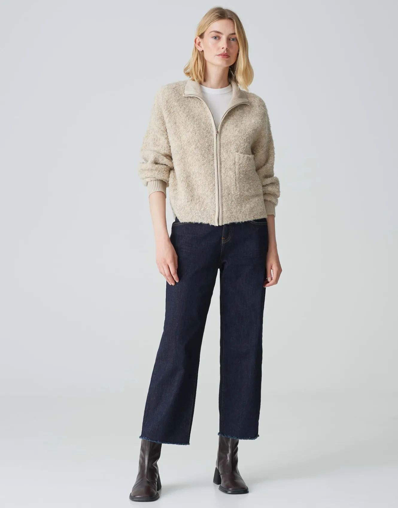 strickjacke_darila_beige_online_bestellen_5.webp OPUS Strickjacke Darila Beige Online Bestellen^Damen Strick
