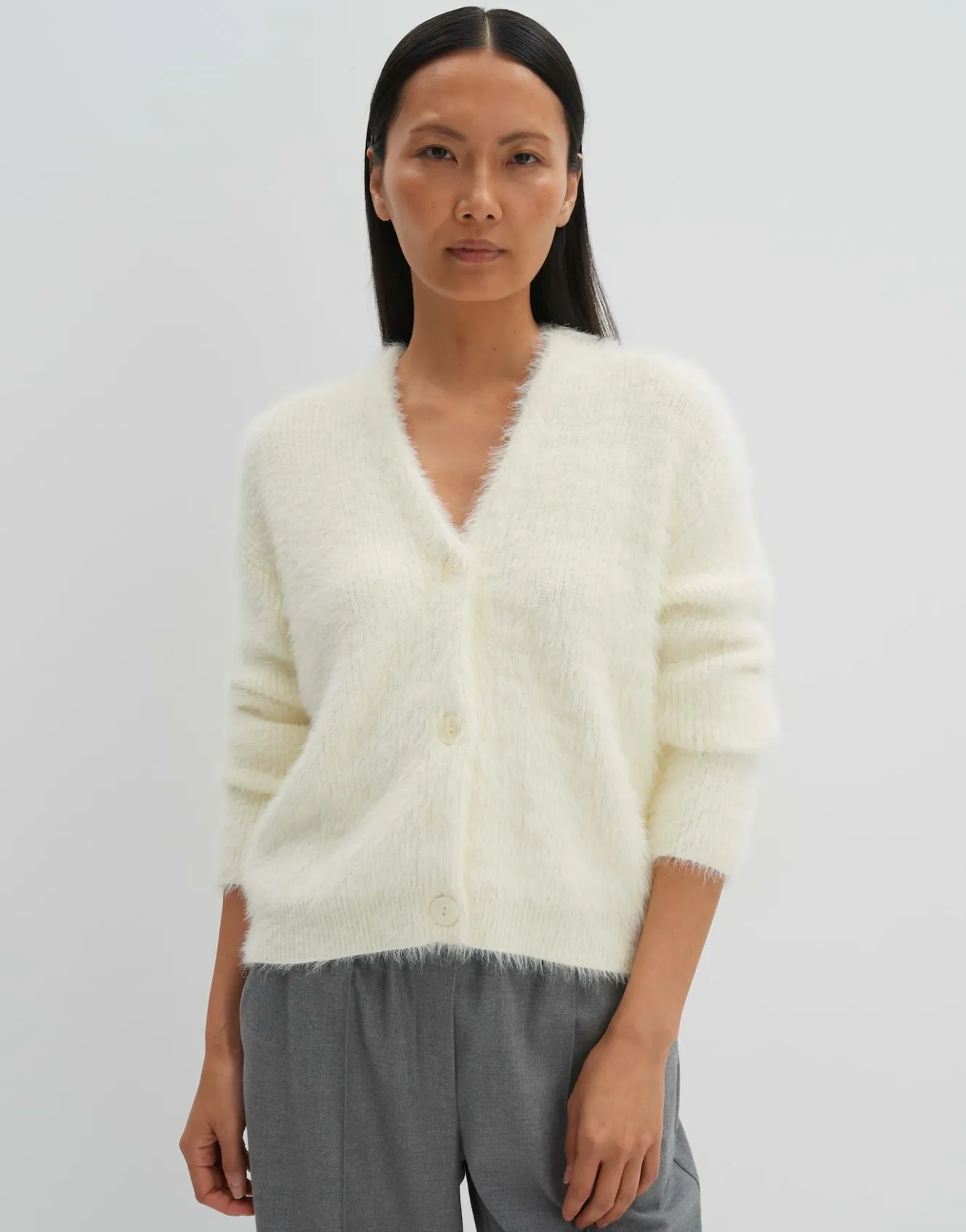 strickjacke_tannah_wei_online_bestellen_1.webp OPUS Strickjacke Tannah Weiß Online Bestellen^Damen Strick