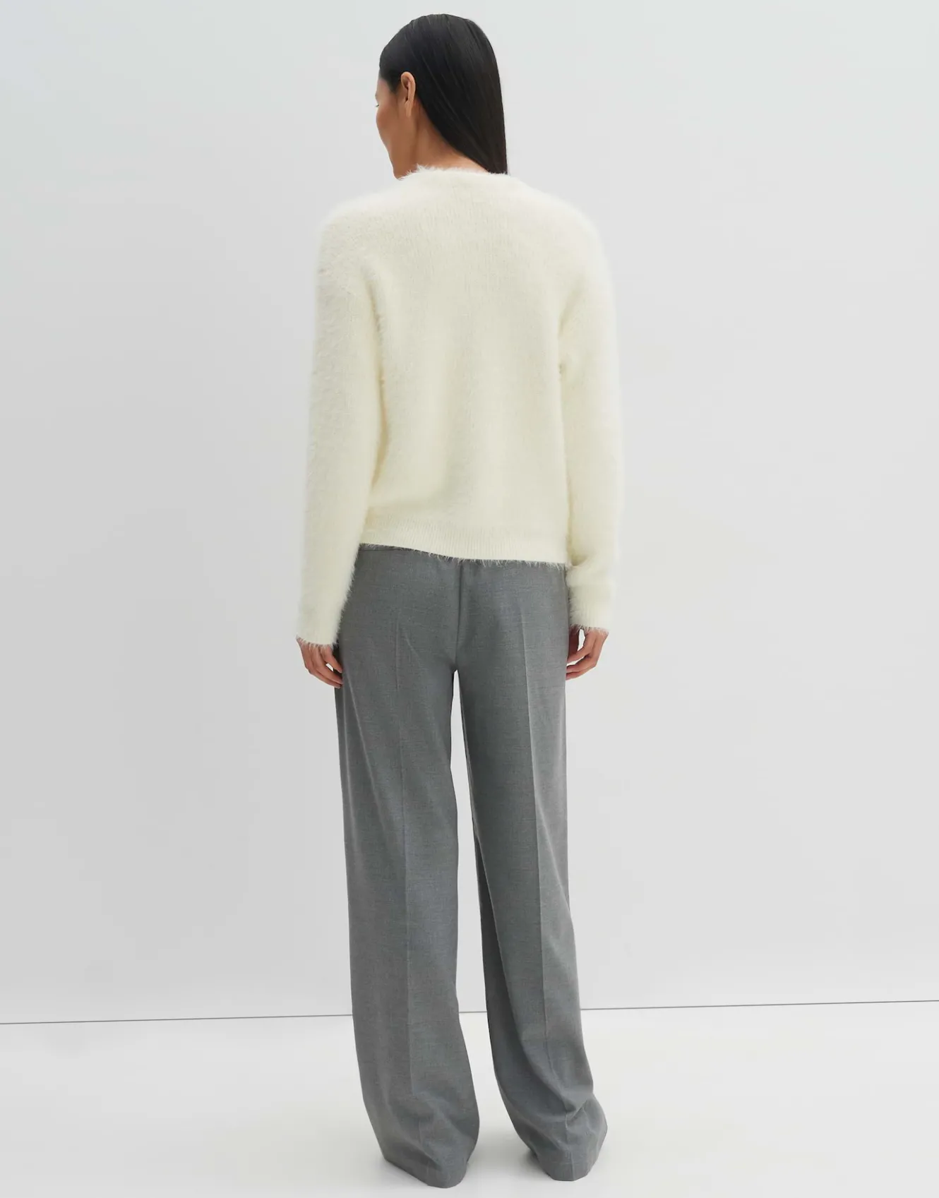 strickjacke_tannah_wei_online_bestellen_2.webp OPUS Strickjacke Tannah Weiß Online Bestellen^Damen Strick