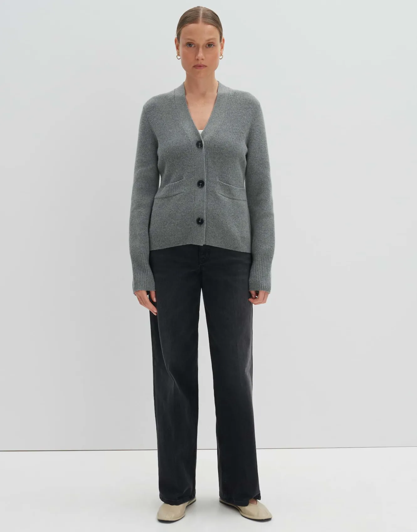strickjacke_timila_grau_online_bestellen_5.webp OPUS Strickjacke Timila Grau Online Bestellen^Damen Strick