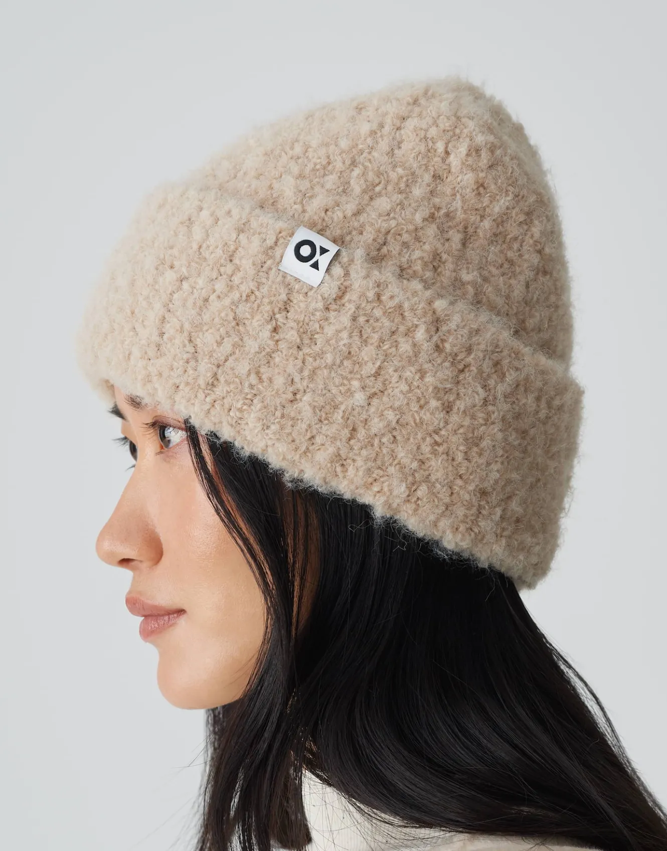 strickmtze_acurly_cap_beige_online_bestellen_2.webp OPUS Strickmütze Acurly Cap Beige Online Bestellen^Damen Accessoires