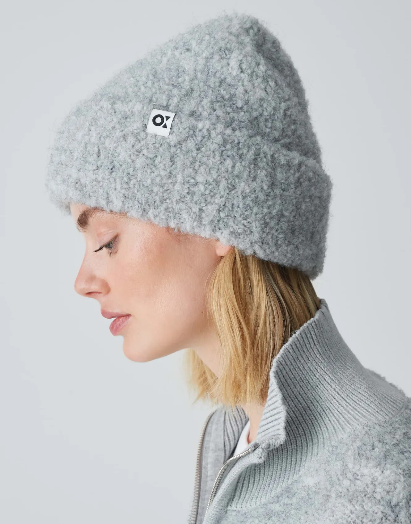 strickmtze_acurly_cap_grau_online_bestellen_2.webp OPUS Strickmütze Acurly Cap Grau Online Bestellen^Damen Accessoires