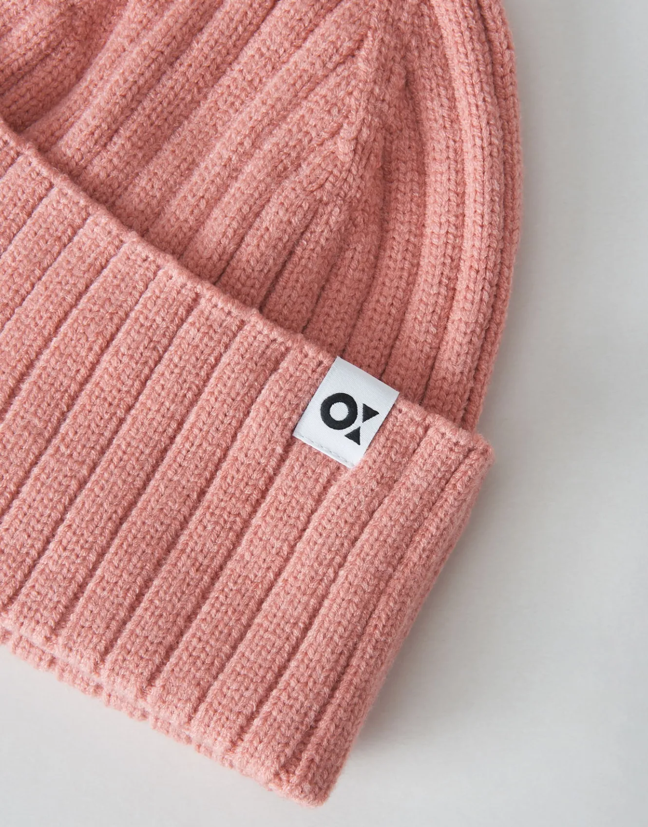 strickmtze_adela_cap_ros_online_bestellen_5.webp OPUS Strickmütze Adela Cap Rosé Online Bestellen^Damen Accessoires