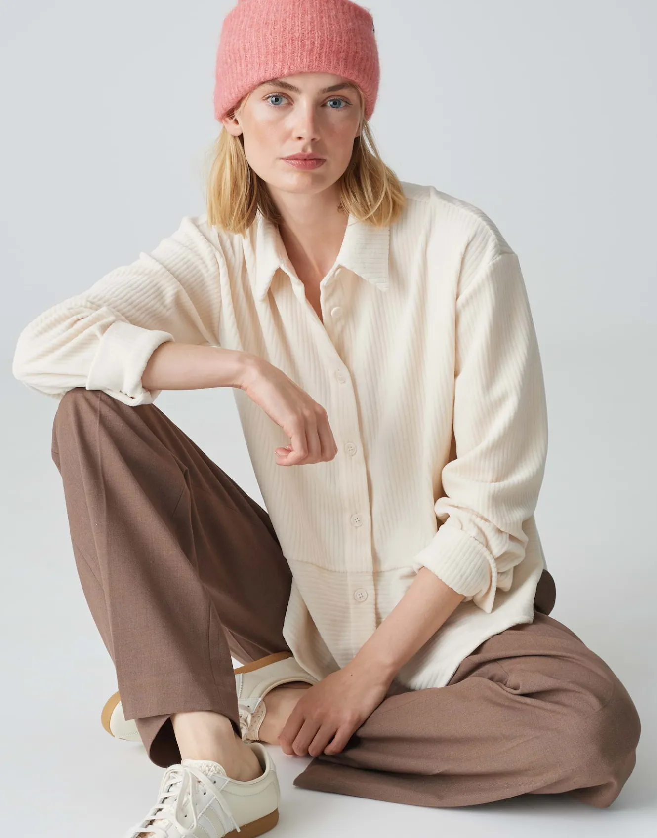 strickmtze_afello_cap_ros_online_bestellen_5.webp OPUS Strickmütze Afello Cap Rosé Online Bestellen^Damen Accessoires