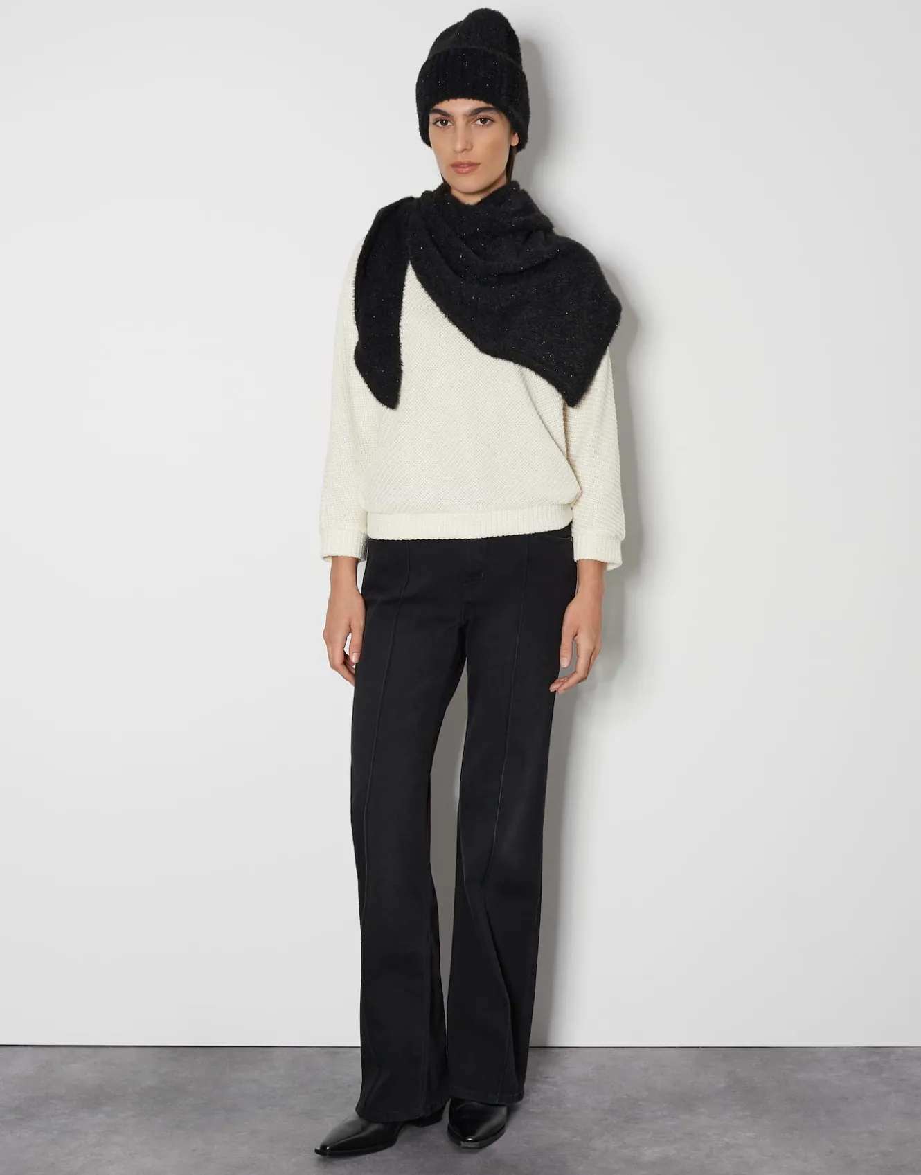 strickmtze_blinny_soft_schwarz_online_bestellen_2.webp OPUS Strickmütze Blinny Soft Schwarz Online Bestellen^Damen Accessoires