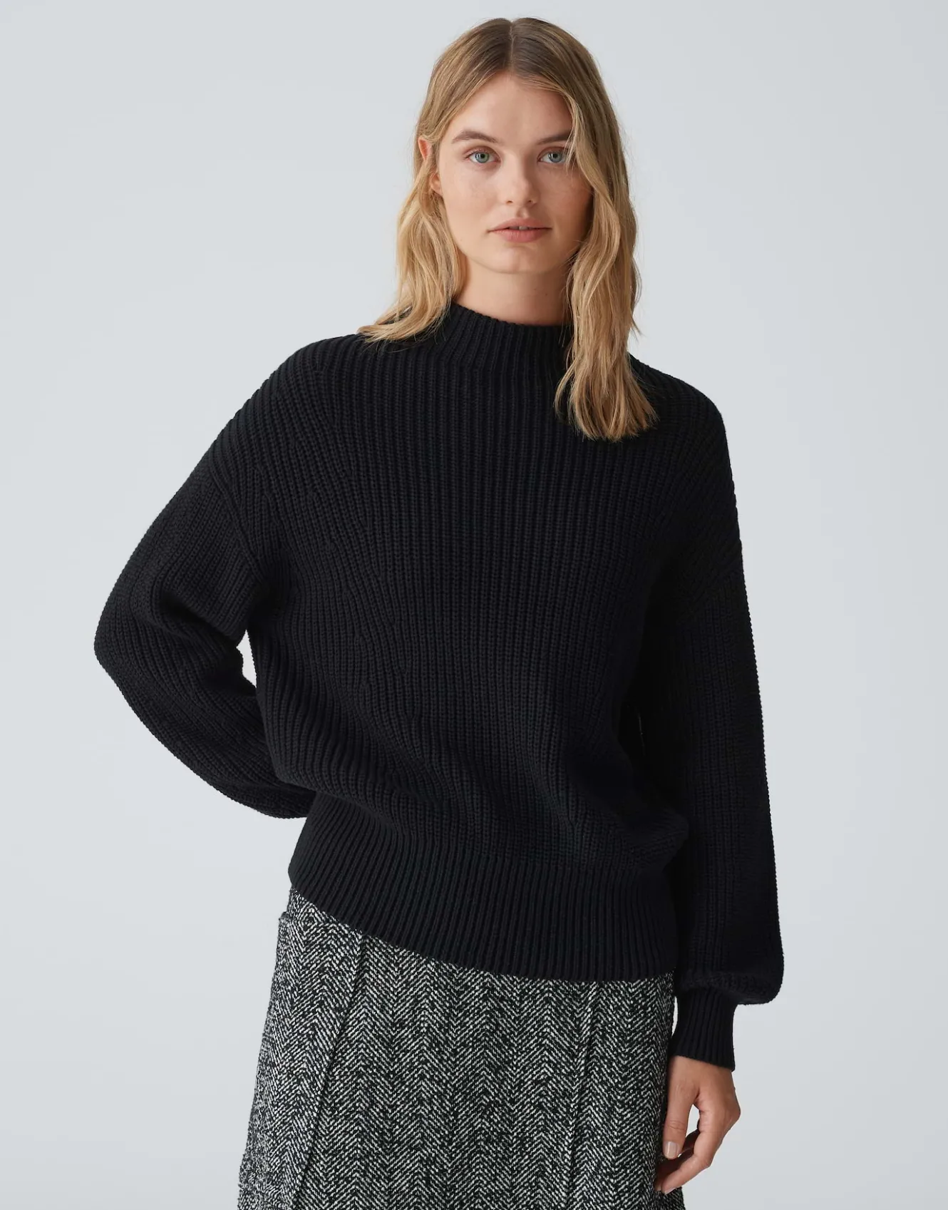 strickpullover_pufamo_schwarz_online_bestellen_1.webp OPUS Strickpullover Pufamo Schwarz Online Bestellen^Damen Strick