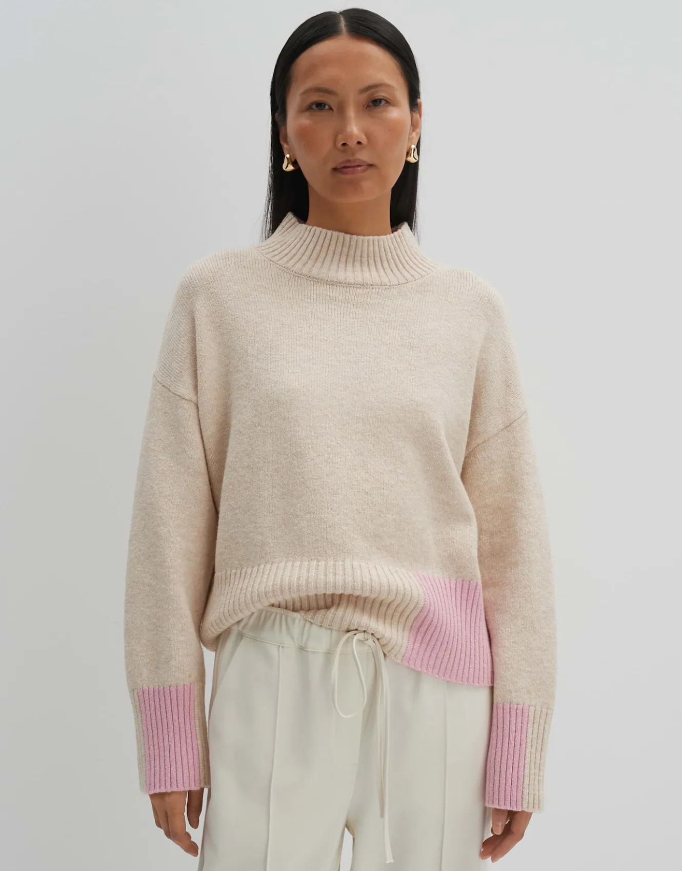 strickpullover_tomie_beige_online_bestellen_1.webp OPUS Strickpullover Tomie Beige Online Bestellen^Damen Strick