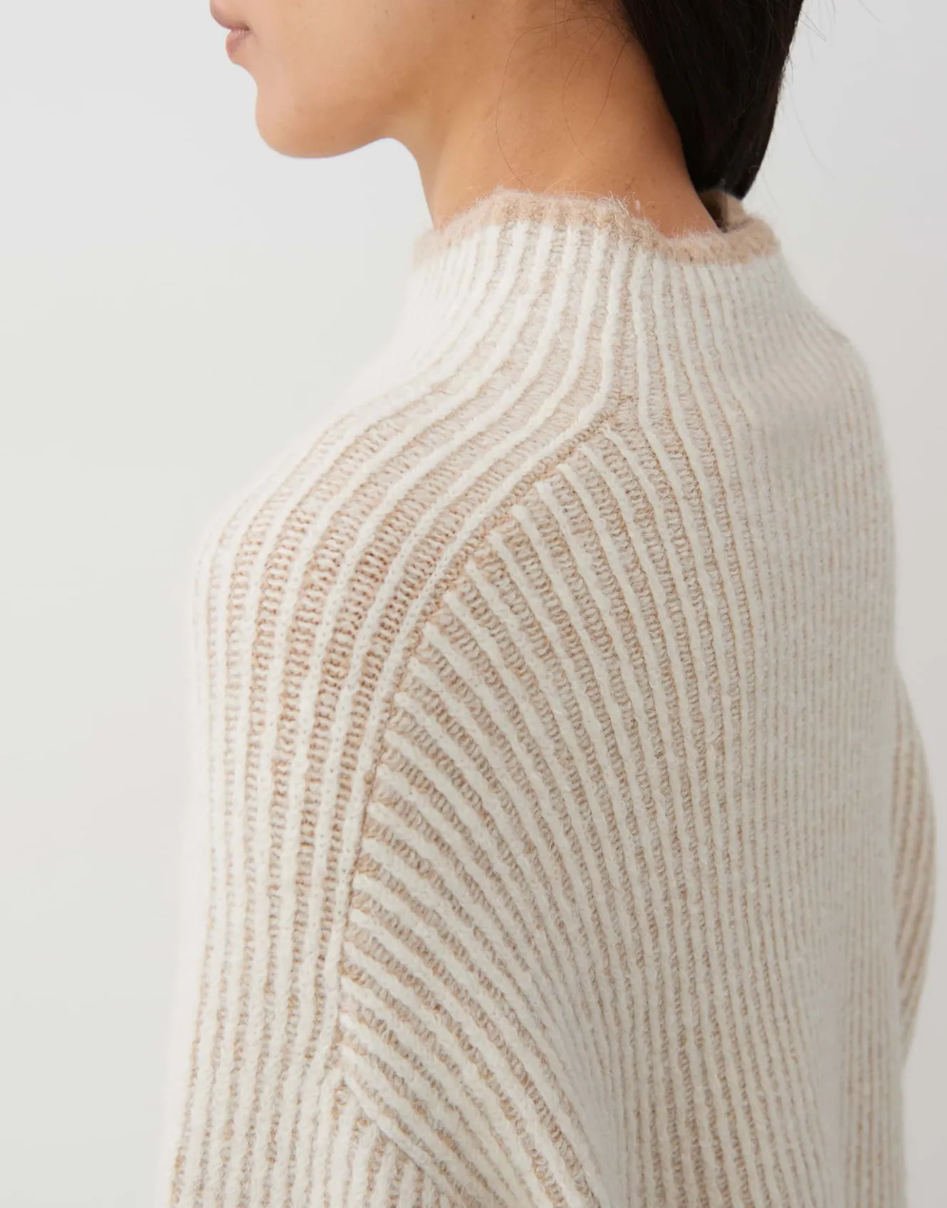 strickpullover_tosia_beige_online_bestellen_3.webp OPUS Strickpullover Tosia Beige Online Bestellen^Damen Strick
