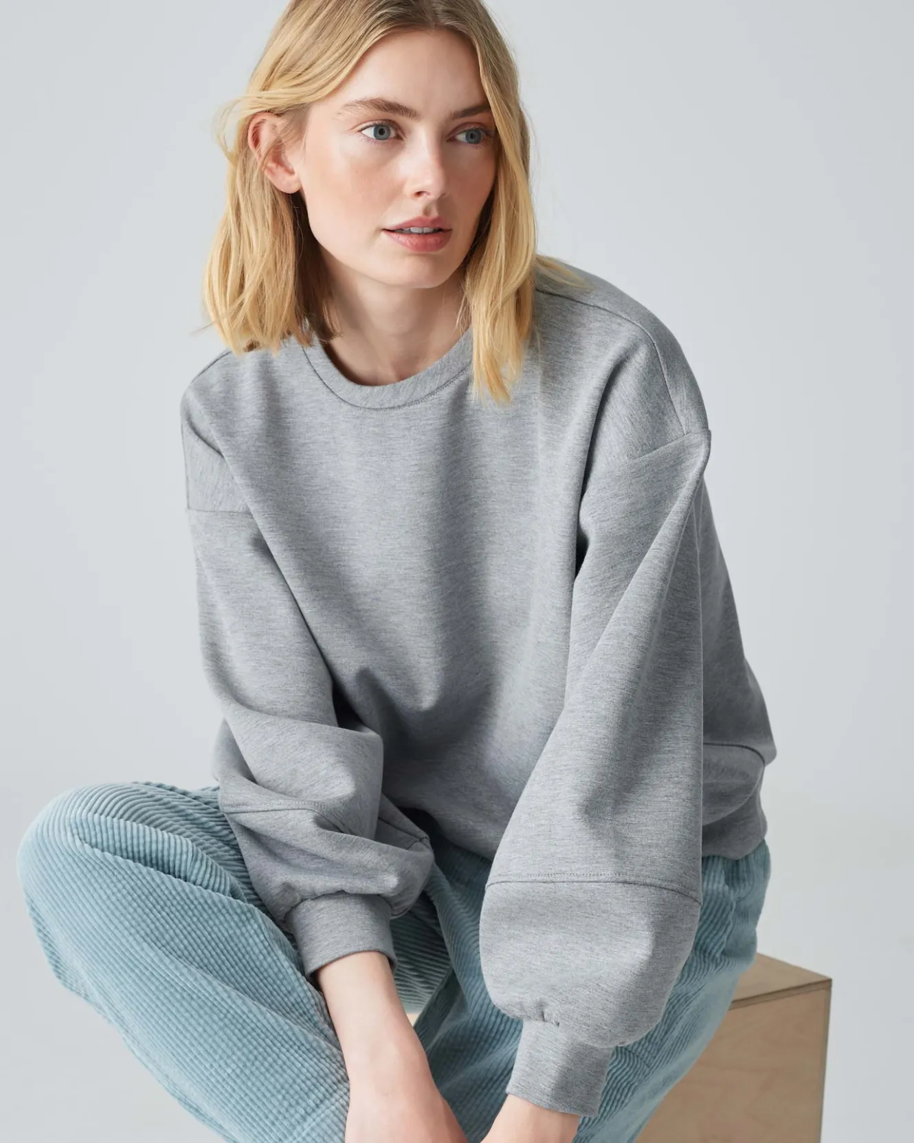 sweater_gugi_grau_online_bestellen_7.webp OPUS Sweater Gugi Grau Online Bestellen^Damen Sweat