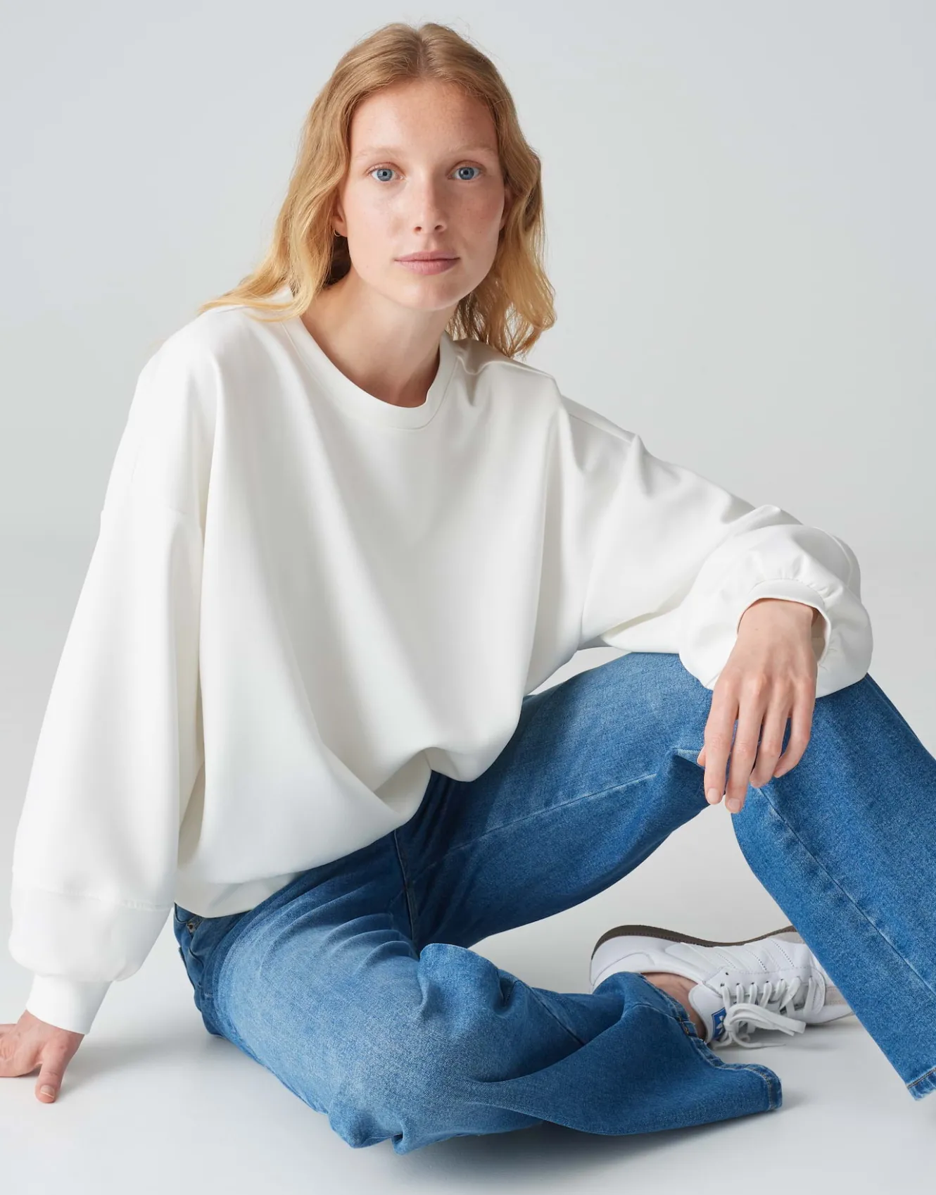 sweater_gugi_wei_online_bestellen_6.webp OPUS Sweater Gugi Weiß Online Bestellen^Damen Sweat