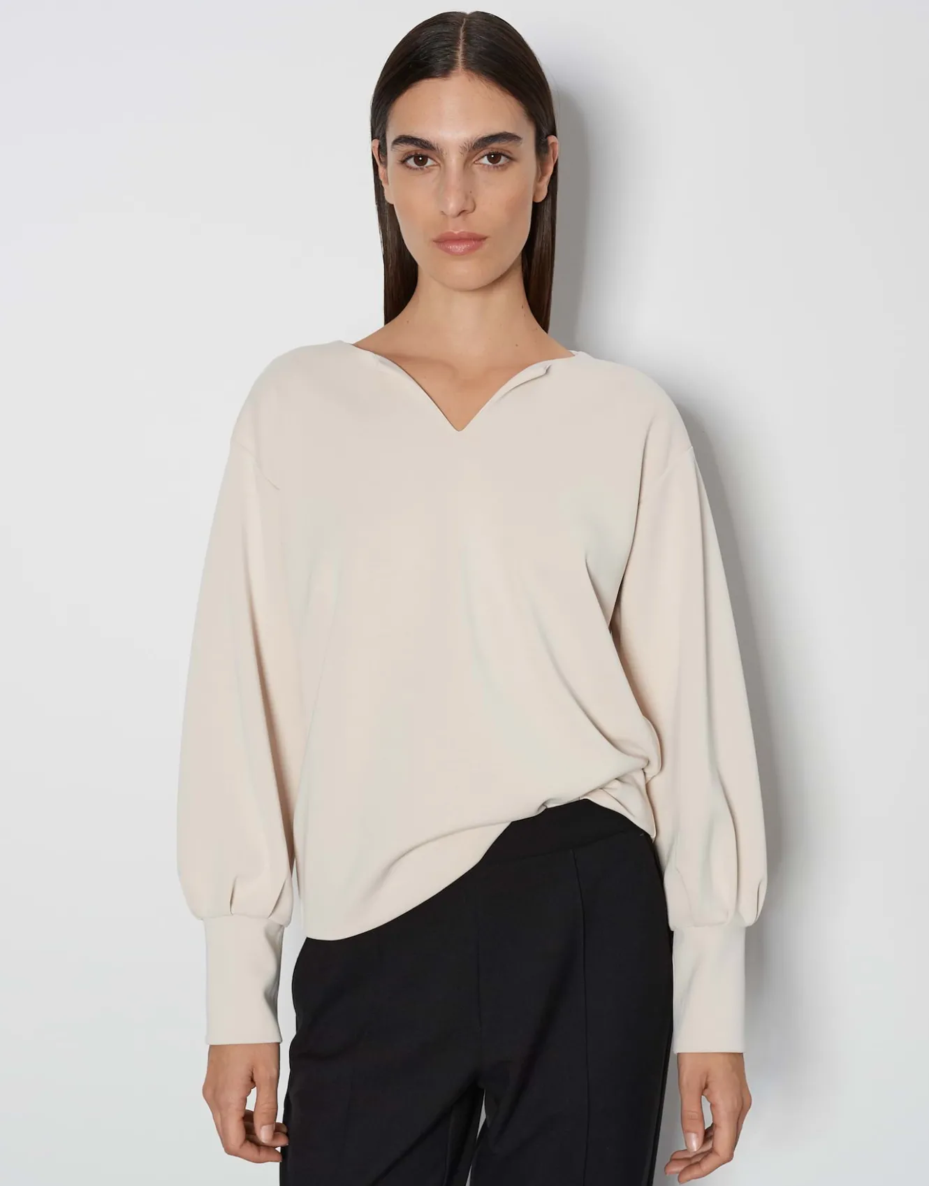 sweater_ulina_beige_online_bestellen_1.webp OPUS Sweater Ulina Beige Online Bestellen^Damen Sweat