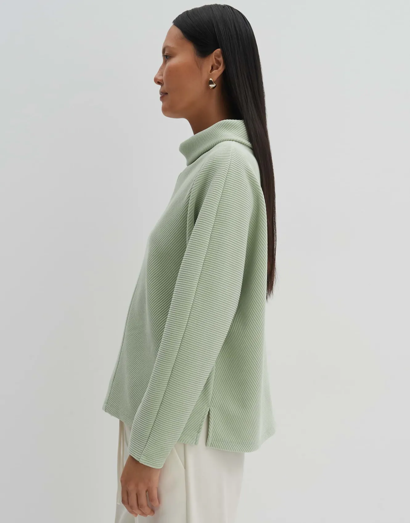 sweater_umaja_grn_online_bestellen_3.webp OPUS Sweater Umaja Grün Online Bestellen^Damen Sweat