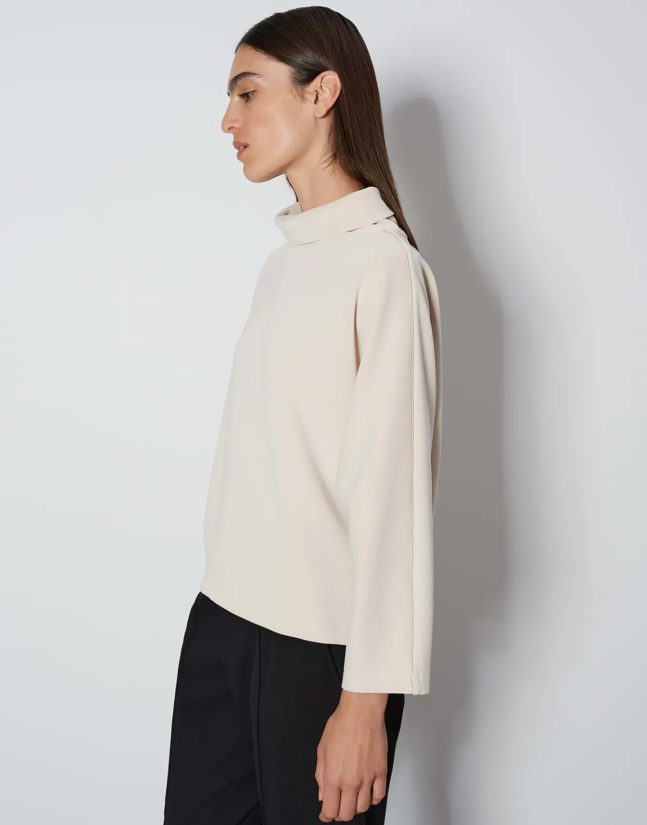 sweater_umava_detail_beige_online_bestellen_3.webp OPUS Sweater Umava Detail Beige Online Bestellen^Damen Sweat
