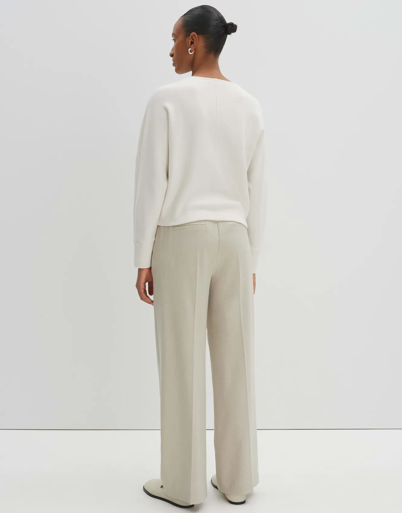 sweater_utibby_wei_online_bestellen_2.webp OPUS Sweater Utibby Weiß Online Bestellen^Damen Sweat