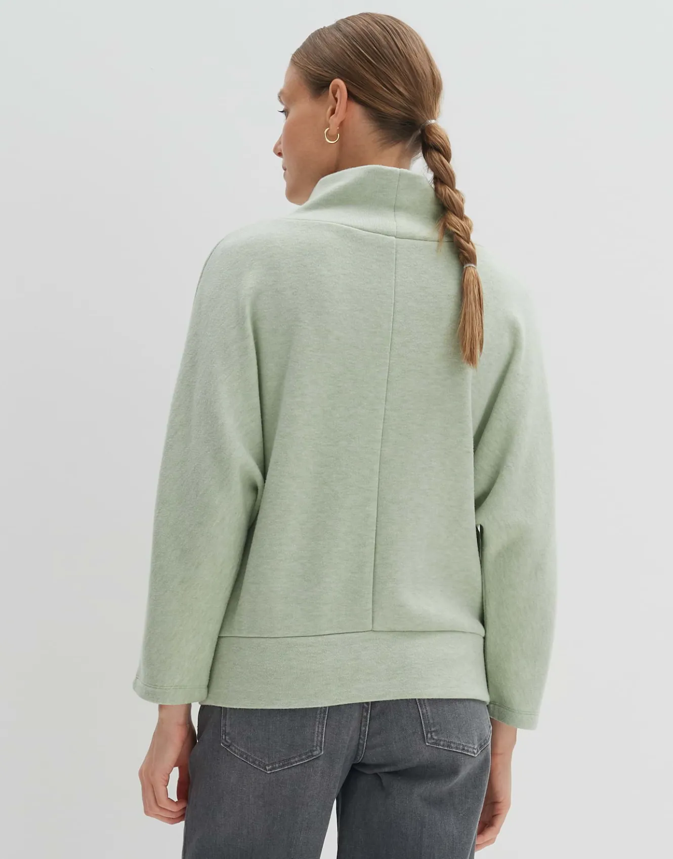 sweater_uticia_grn_online_bestellen_2.webp OPUS Sweater Uticia Grün Online Bestellen^Damen Sweat