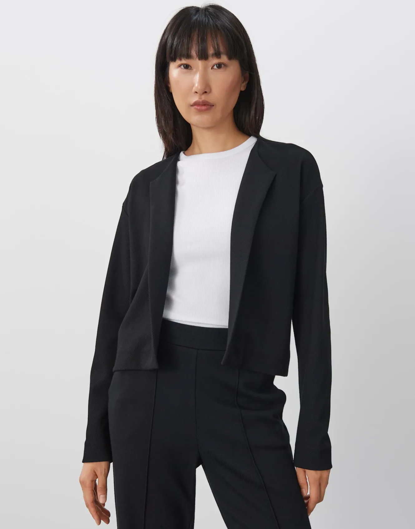 sweatjacke_ucamilla_schwarz_online_bestellen_1.webp OPUS Sweatjacke Ucamilla Schwarz Online Bestellen^Damen Sweat