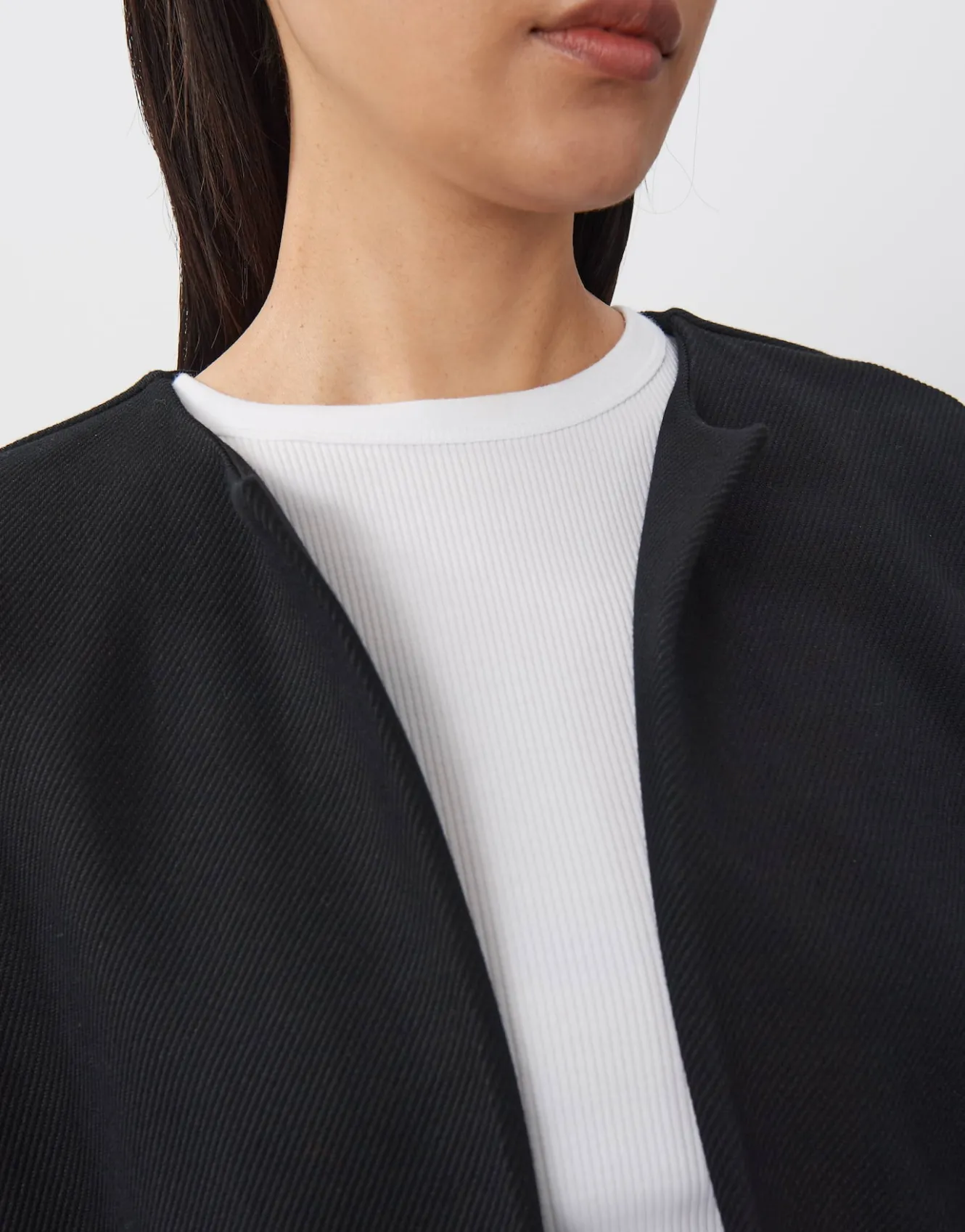 sweatjacke_ucamilla_schwarz_online_bestellen_2.webp OPUS Sweatjacke Ucamilla Schwarz Online Bestellen^Damen Sweat