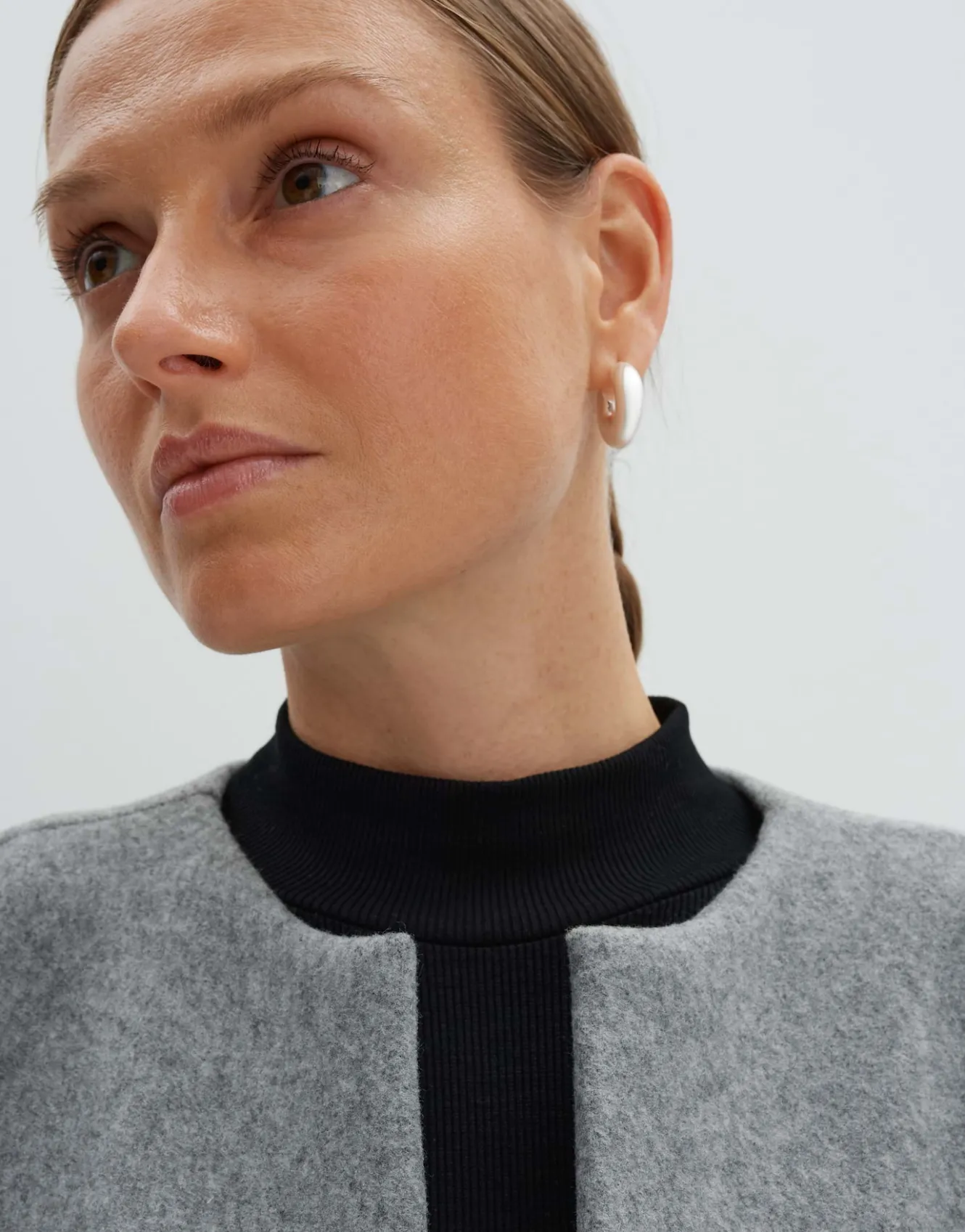 sweatjacke_utina_grau_online_bestellen_4.webp OPUS Sweatjacke Utina Grau Online Bestellen^Damen Sweat