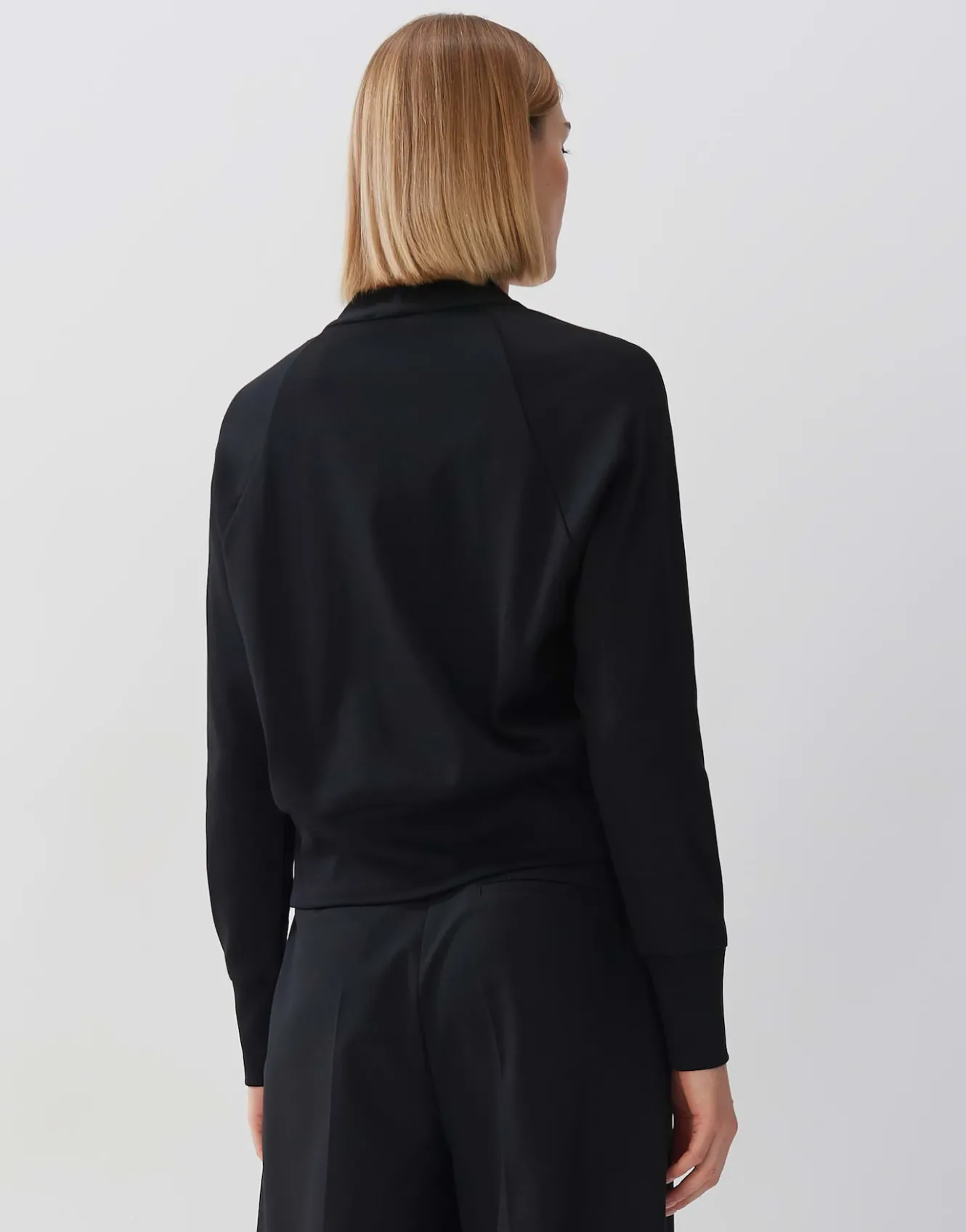 sweatjacke_uyakumi_schwarz_online_bestellen_3.webp OPUS Sweatjacke Uyakumi Schwarz Online Bestellen^Damen Strick | Sweat