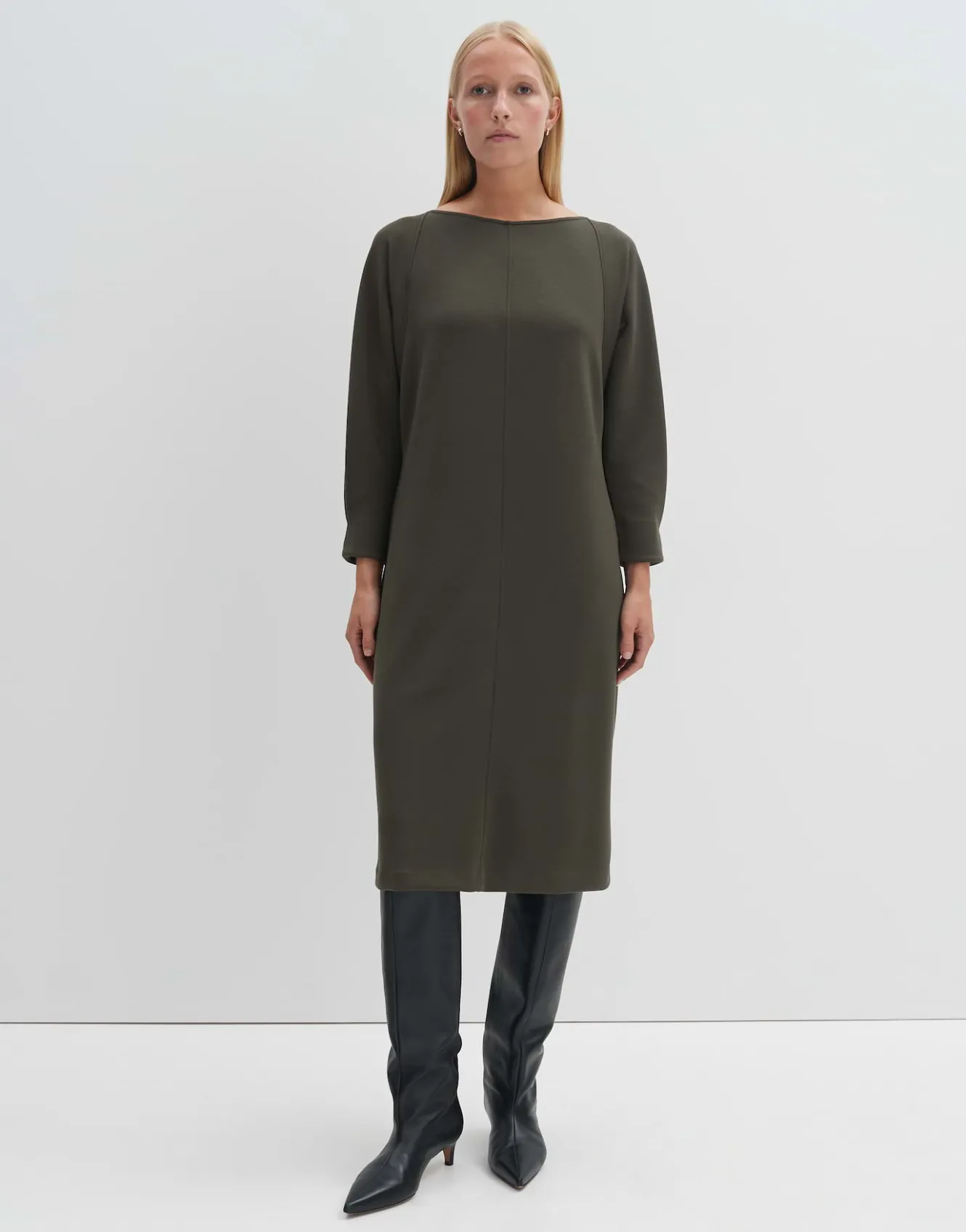 sweatkleid_qelena_grn_online_bestellen_1.webp OPUS Sweatkleid Qelena Grün Online Bestellen^Damen Kleider