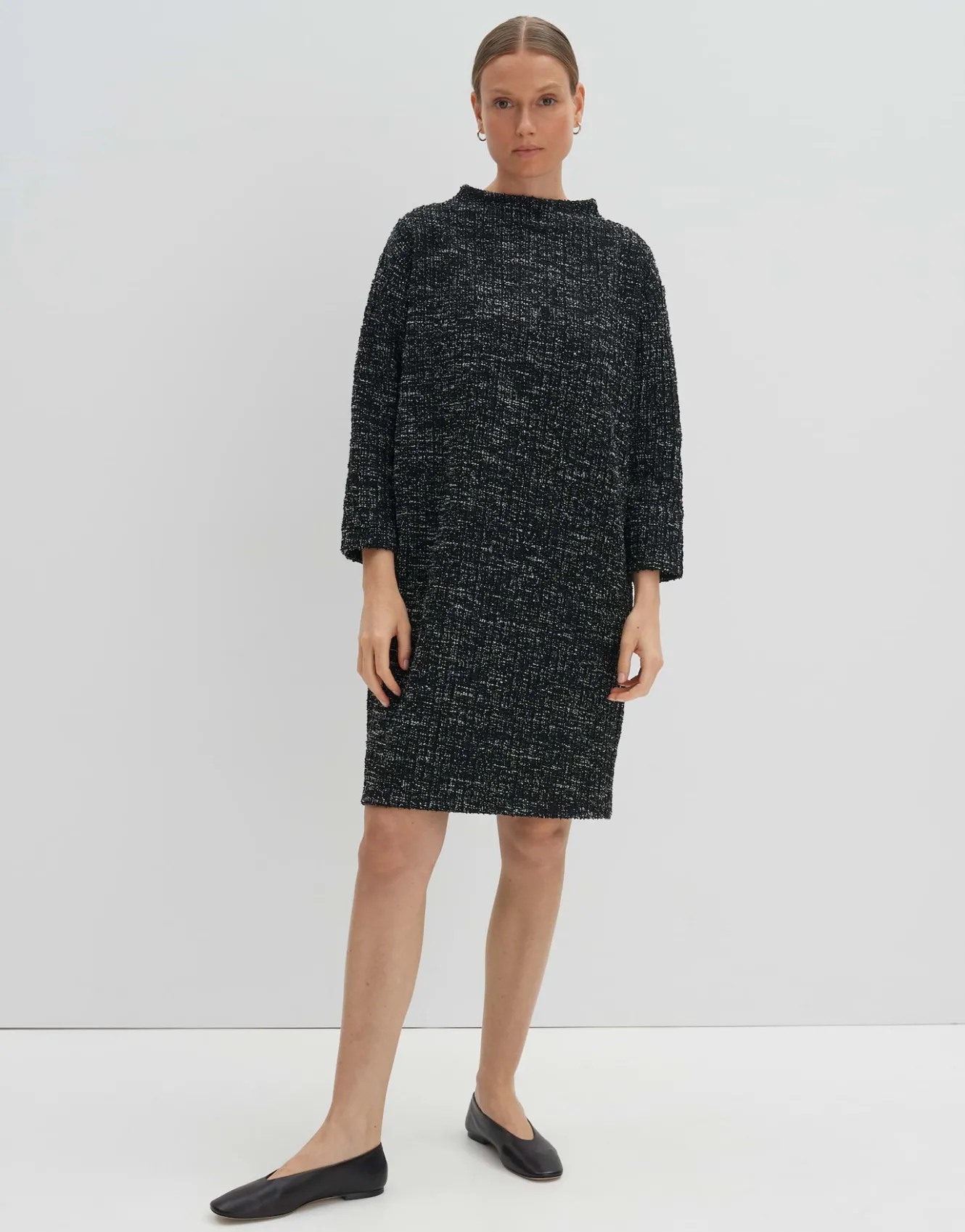 sweatkleid_quarola_schwarz_online_bestellen_1.webp OPUS Sweatkleid Quarola Schwarz Online Bestellen^Damen Kleider