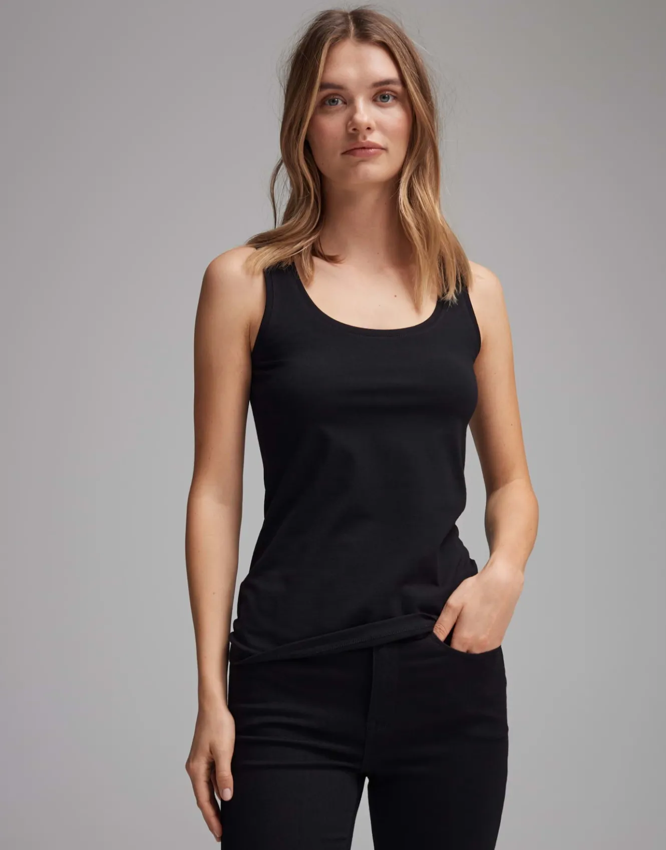 top_imilia_schwarz_online_bestellen_1.webp OPUS Top Imilia Schwarz Online Bestellen^Damen Basics | Shirts