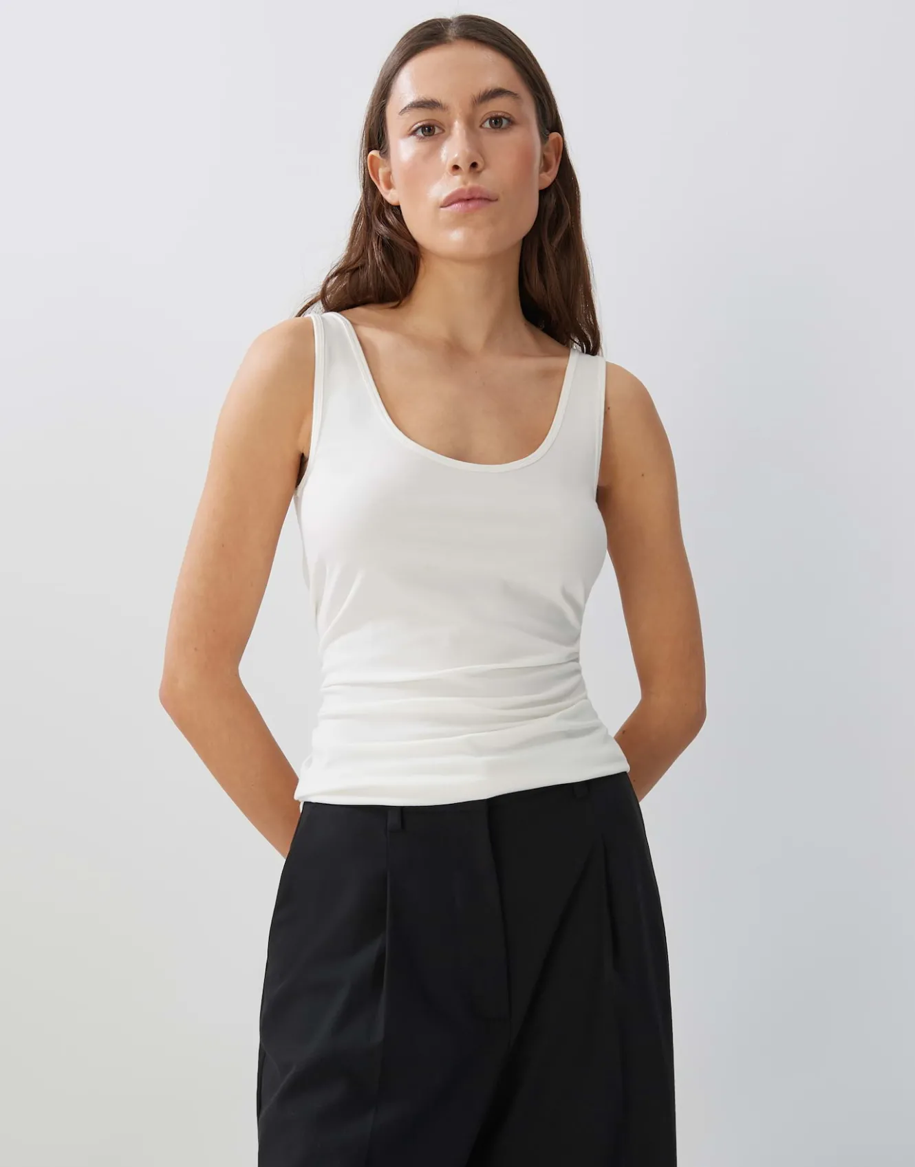top_kthi_wei_online_bestellen_1.webp OPUS Top Käthi Weiß Online Bestellen^Damen Basics | Shirts