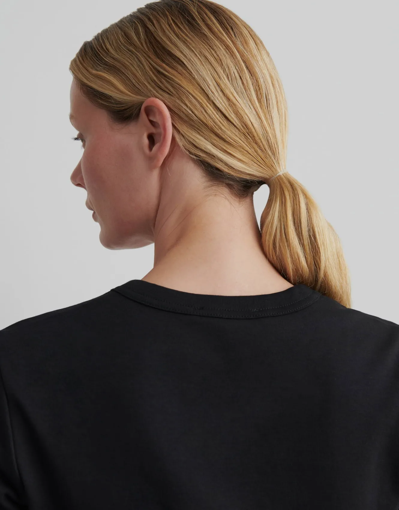 tshirt_keiki_schwarz_online_bestellen_3.webp OPUS T-Shirt Keiki Schwarz Online Bestellen^Damen Basics | Shirts